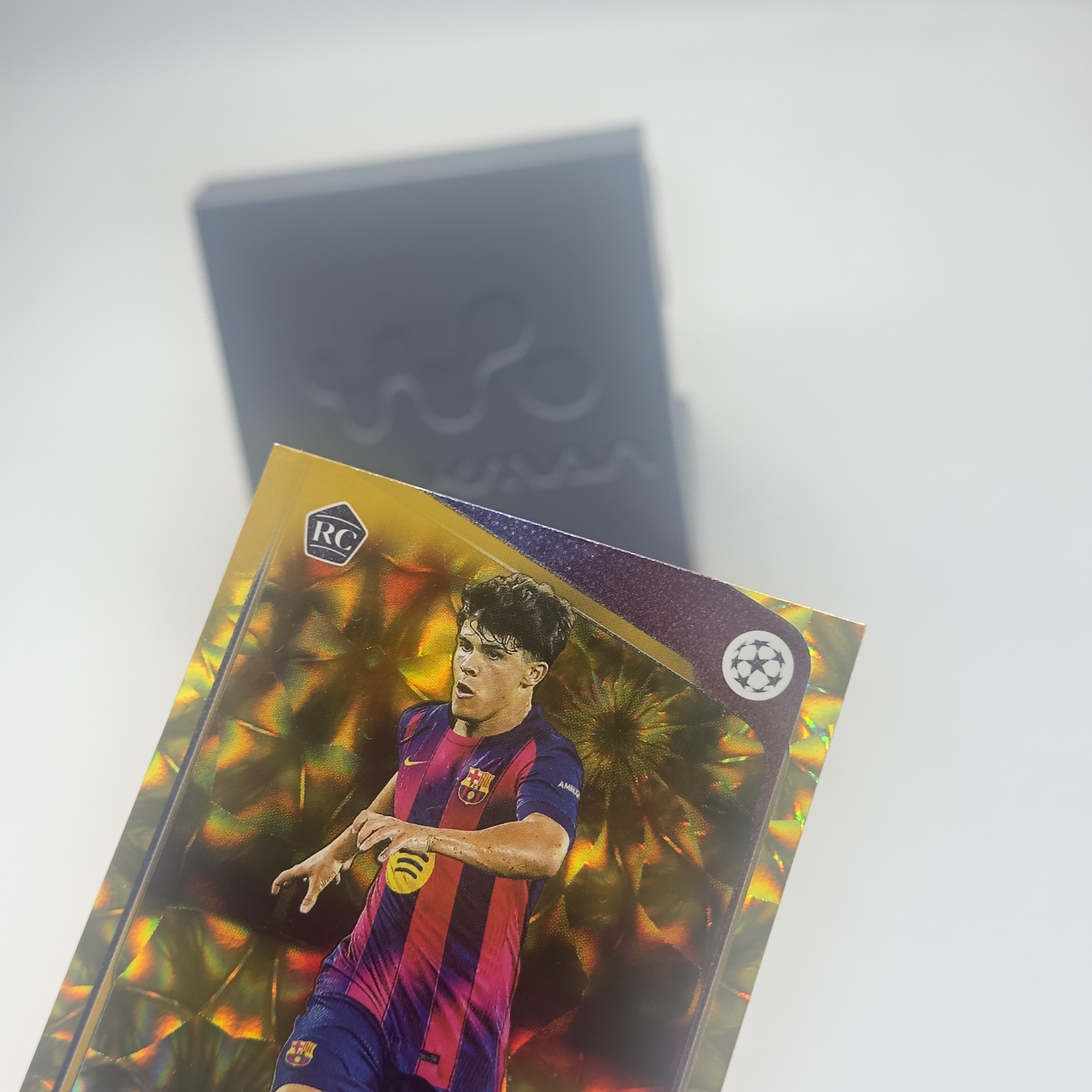 2025-26 Topps Chrome UCC Quim Junyent RC 欧冠 基姆 胡尼恩特 巴萨巴塞罗那 西班牙 ofo 1/1编 金葵花折 爆金折 新秀 折射 亚马尔佩德里队友 微瑕如图