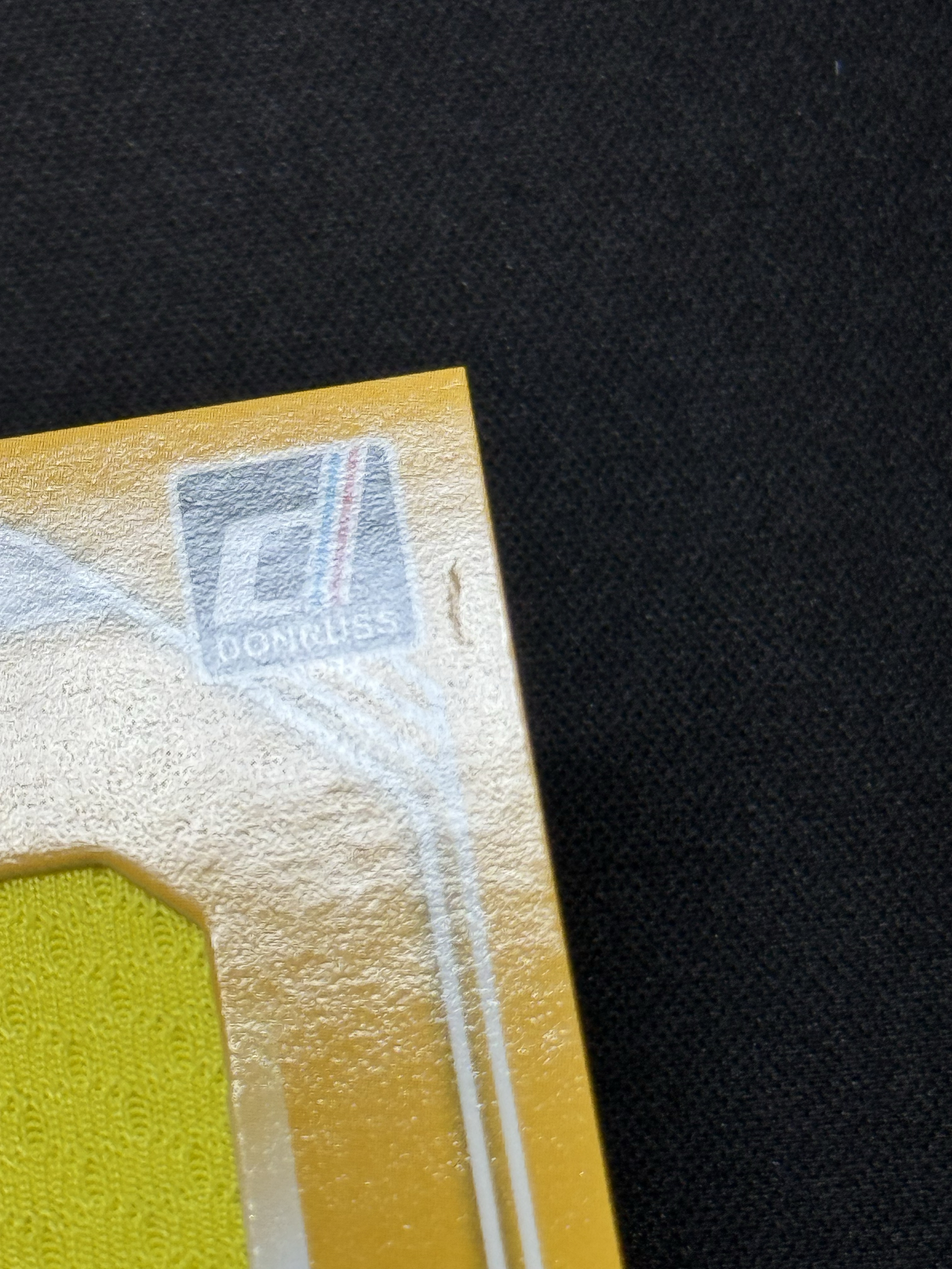 2024-25 Panini Donruss Davinson Sánchez 【小贝代拍】FIFA 杜蕾斯 哥伦比亚 D 桑切斯 小窗 球衣物料 切割 瑕疵如图 拍前看描述 H MFC