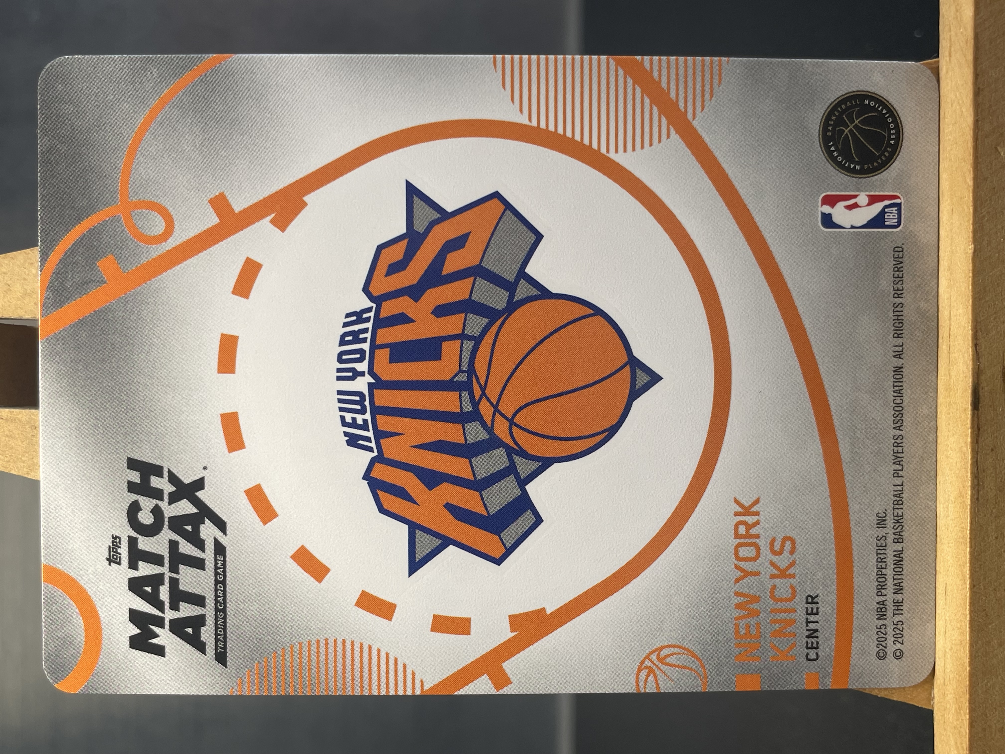 (K1) 2025 TOPPS 折射 唐斯 尼克斯 近期大热球星 收藏必备 卡品如图 ! ! !