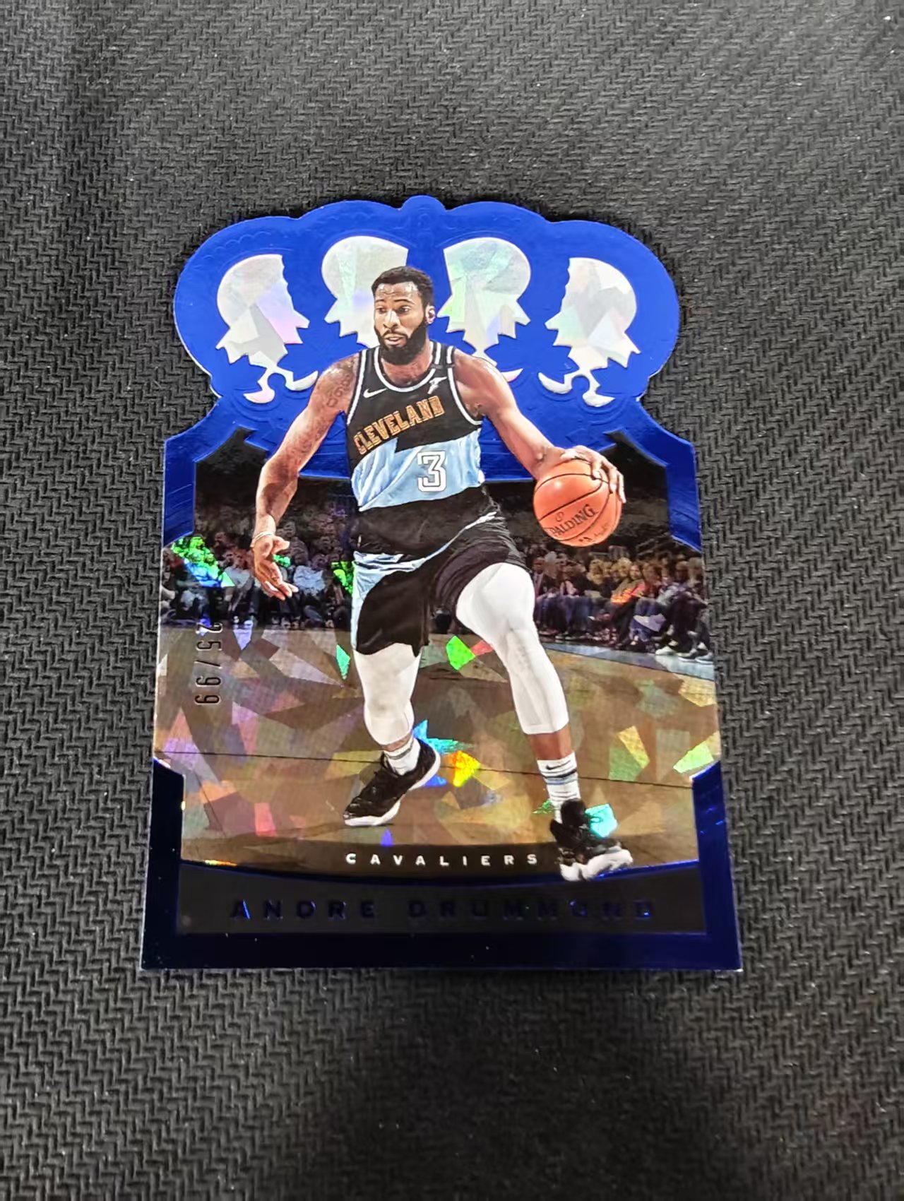 【汽水拍卖】2020-21 Panini Crown Royale Andre Drummond 皇冠 骑士 安德烈 德拉蒙德 异形 蓝碎冰 99编 微瑕如图