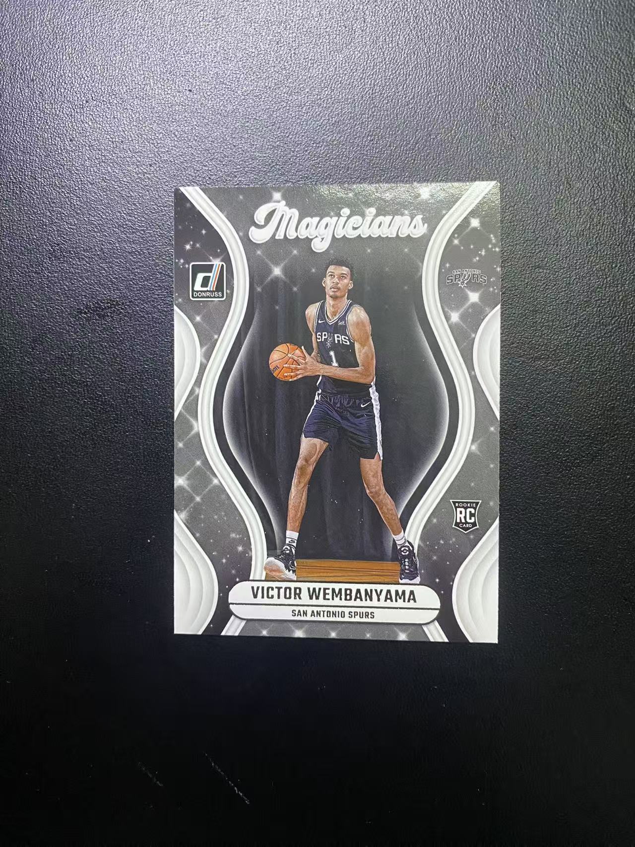 2023-24 Panini Donruss Victor Wembanyama RC 马刺 新秀年 文班亚马 杜蕾斯 幕布 特卡 卡品如图 值得收藏 dm