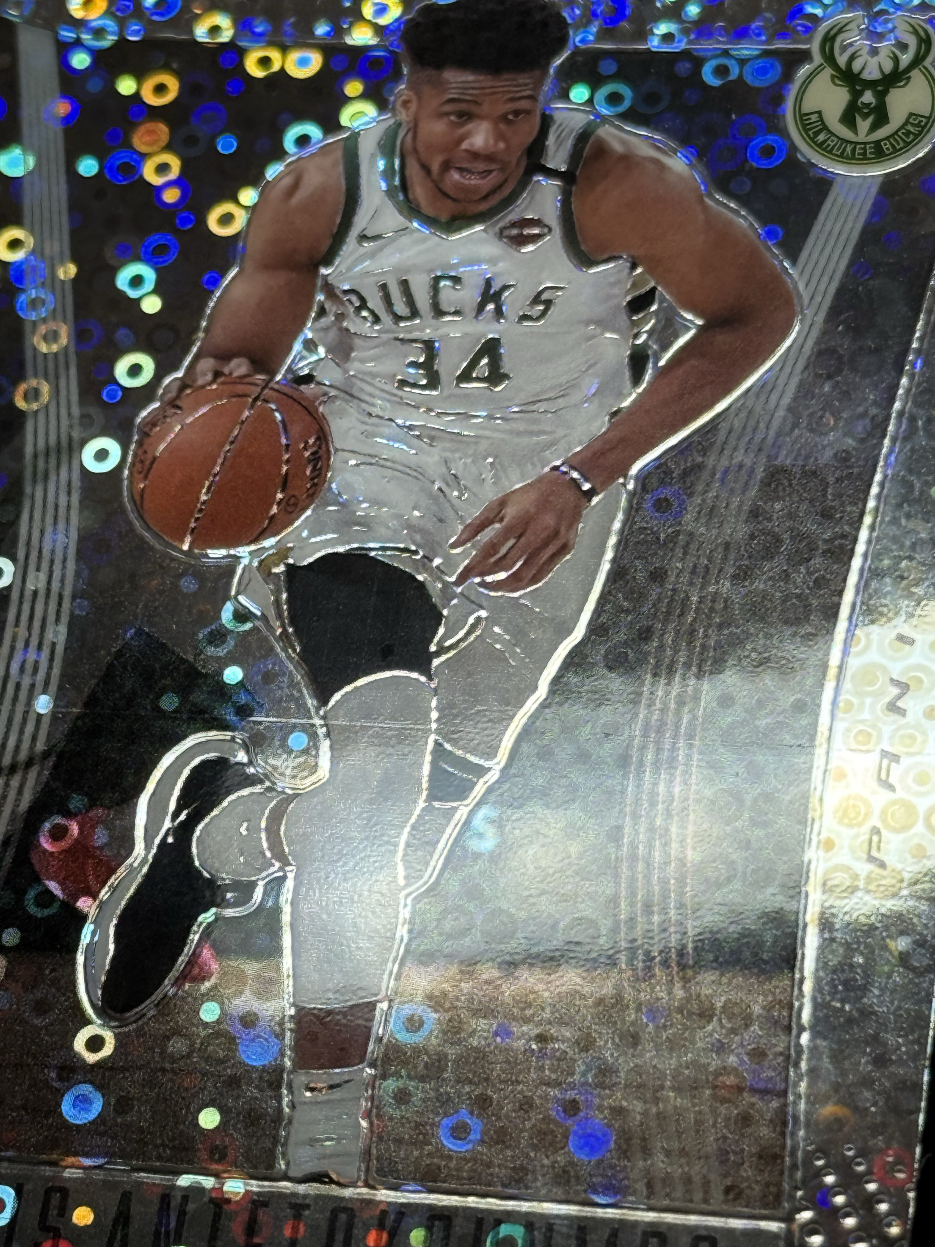 2020-21 Panini Prizm Giannis Antetokounmpo 【小贝代拍】Pz 雄鹿 字母哥 复古特卡 银泡泡折 瑕疵如图 拍前看描述 H WAITAK