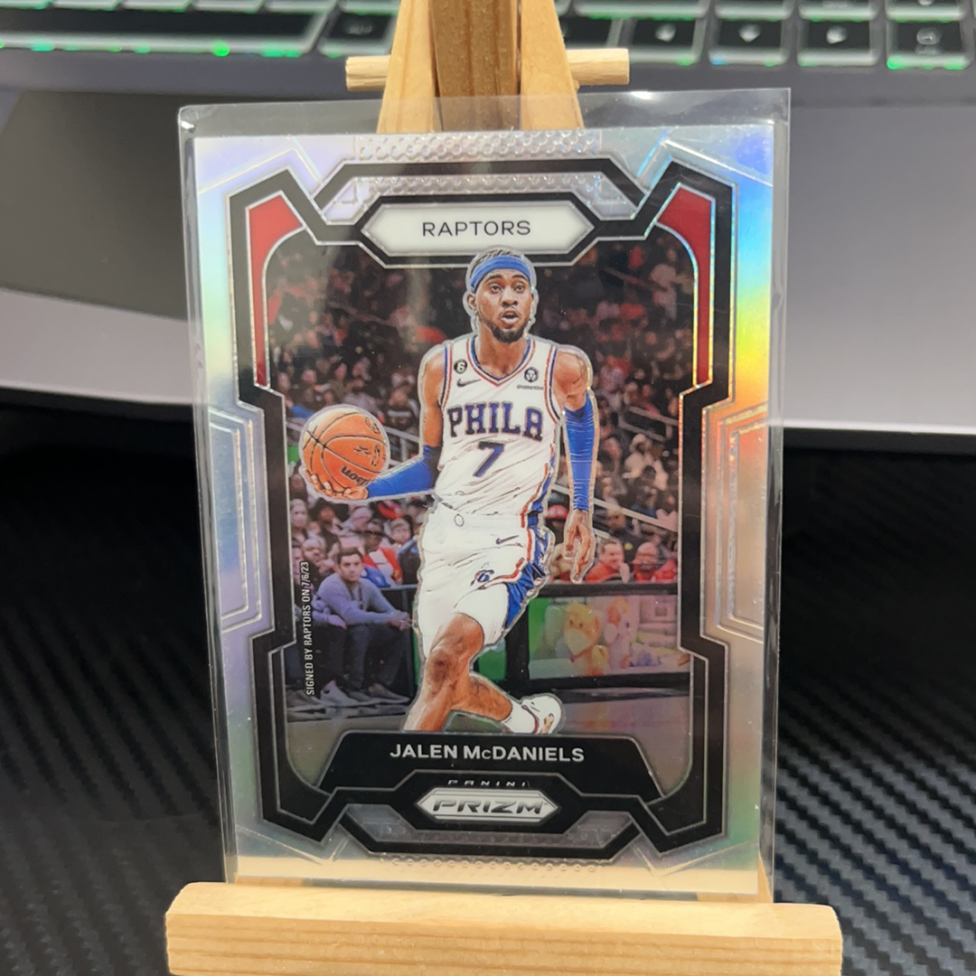 2023-24 Panini Prizm Jalen McDaniels 麦克丹尼尔斯 猛龙 银折 折射 prizm系列 pz 卡品如图 凑图必备 值得收藏!免费代卖!