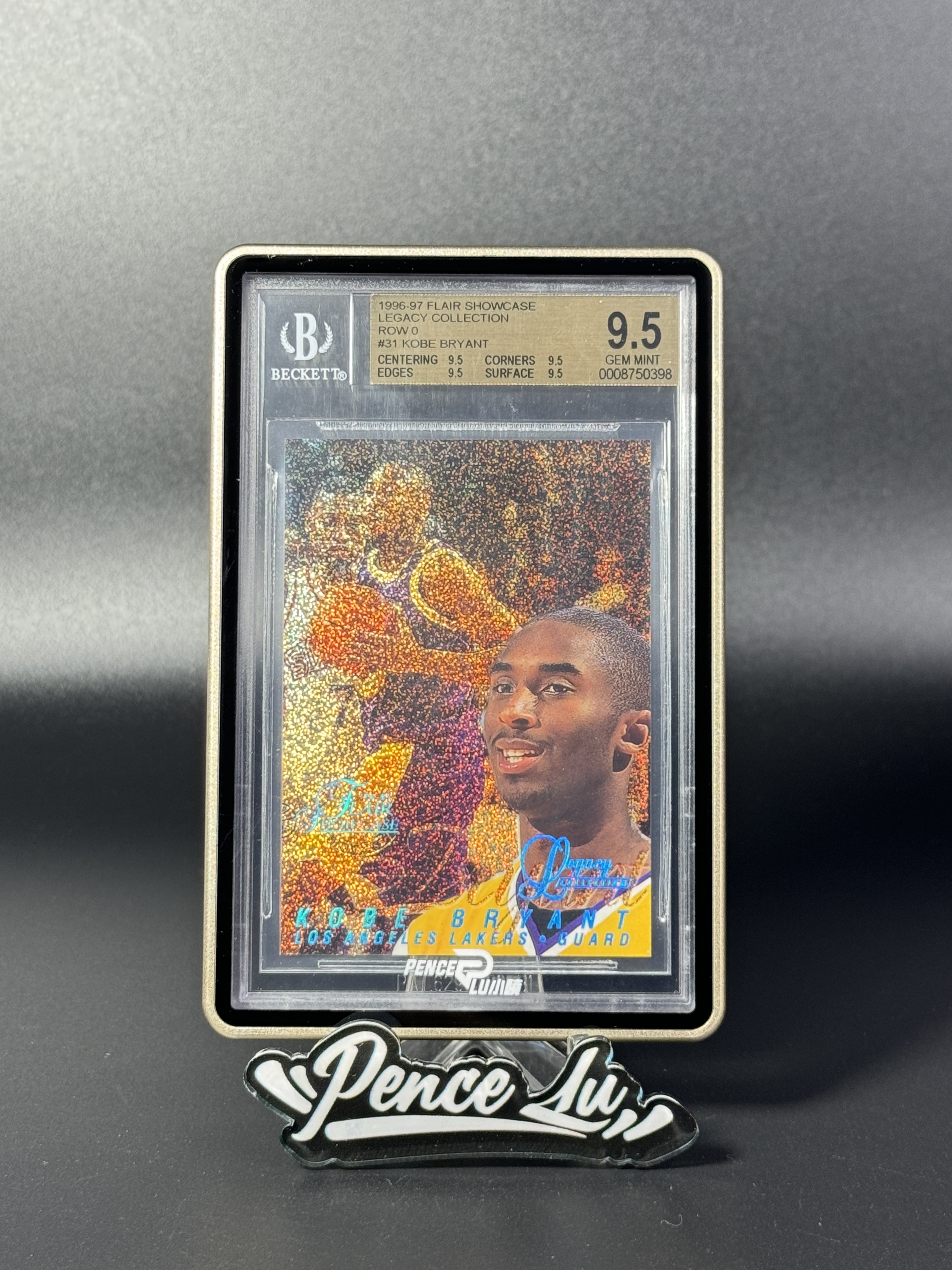 【喷子拍卖】1996-97 flair showcase Kobe Bryant 洛杉矶湖人 科比 布莱恩特 新秀 RC 顶级老特 元年蓝字 legacy 最有价Row0 150编 大hit卡 BGS金标9.5 小分很好 送订制壳 湘爱