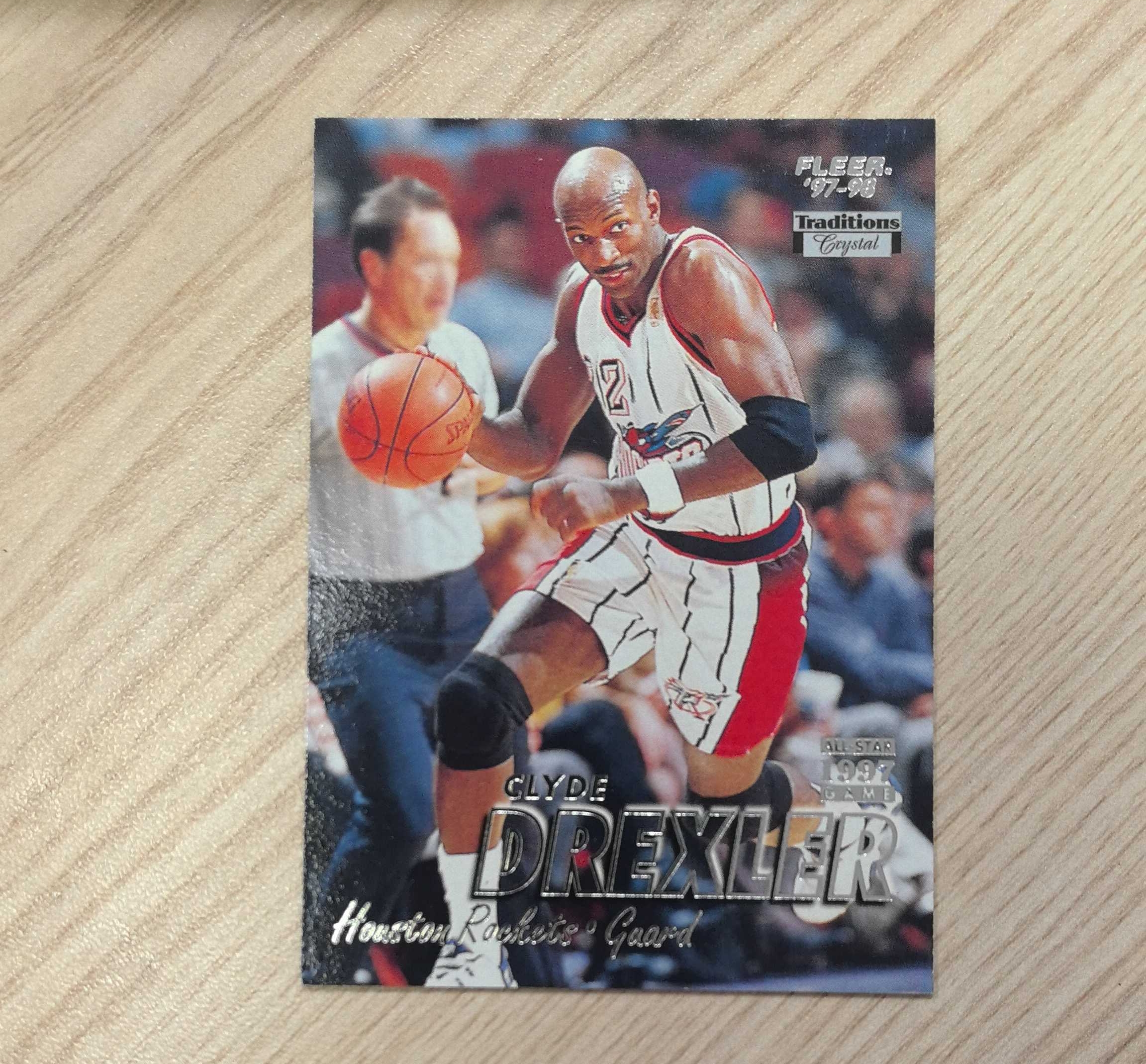 1997-98 Fleer Tradition Clyde Drexler 德雷克斯勒 滑翔机 50大 75大 名人堂 1届总冠军 1届一阵 10届全明星 帮助火箭拿下总冠军 开拓者名宿