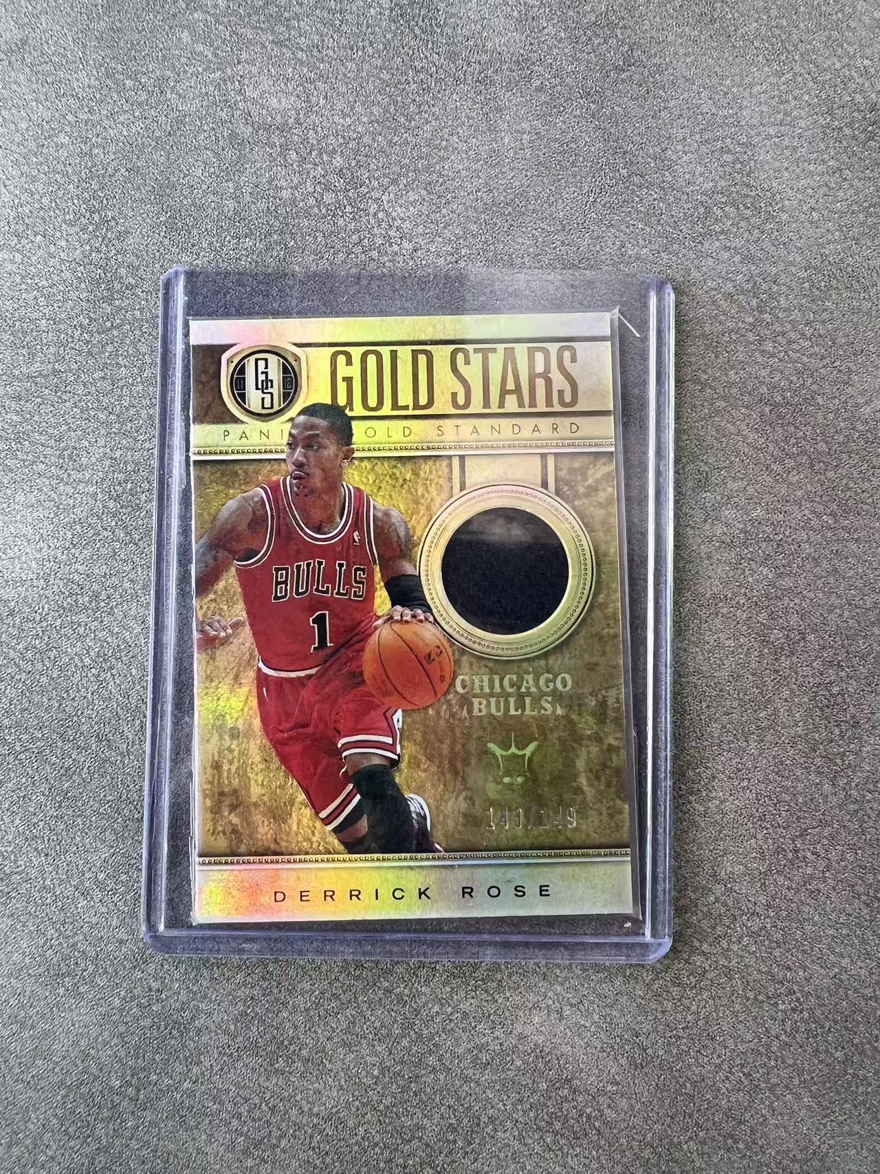 6613【330球星卡实体店代卖】panini 11-12 金砖 德里克罗斯(Derrick Rose)球衣实物 落场 Jersey 143/149编 仅顺丰寄付 (UK23)