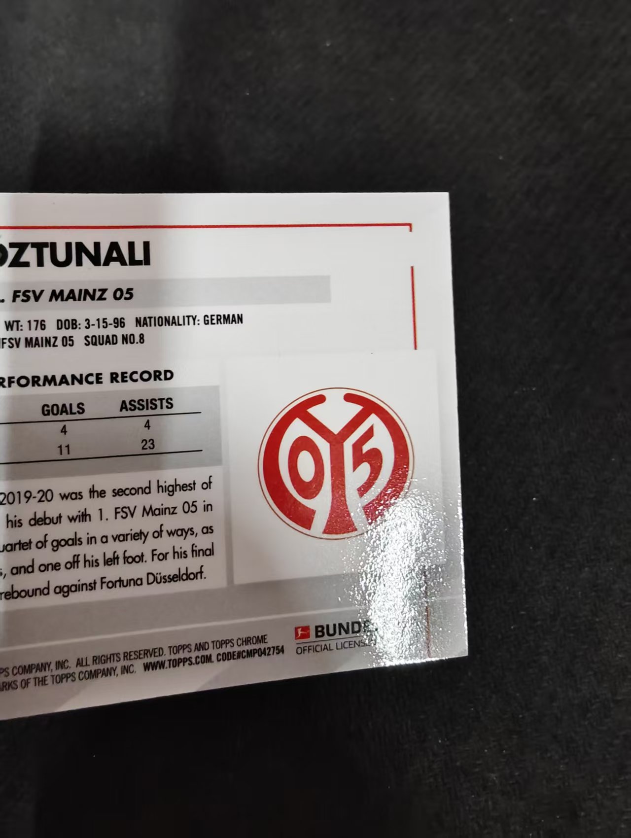 【可合并,不累计】2021 Topps Chrome levin oztunali 勒温 厄兹图纳勒 美因茨 德甲 紫折 299编 划痕 边角瑕疵
