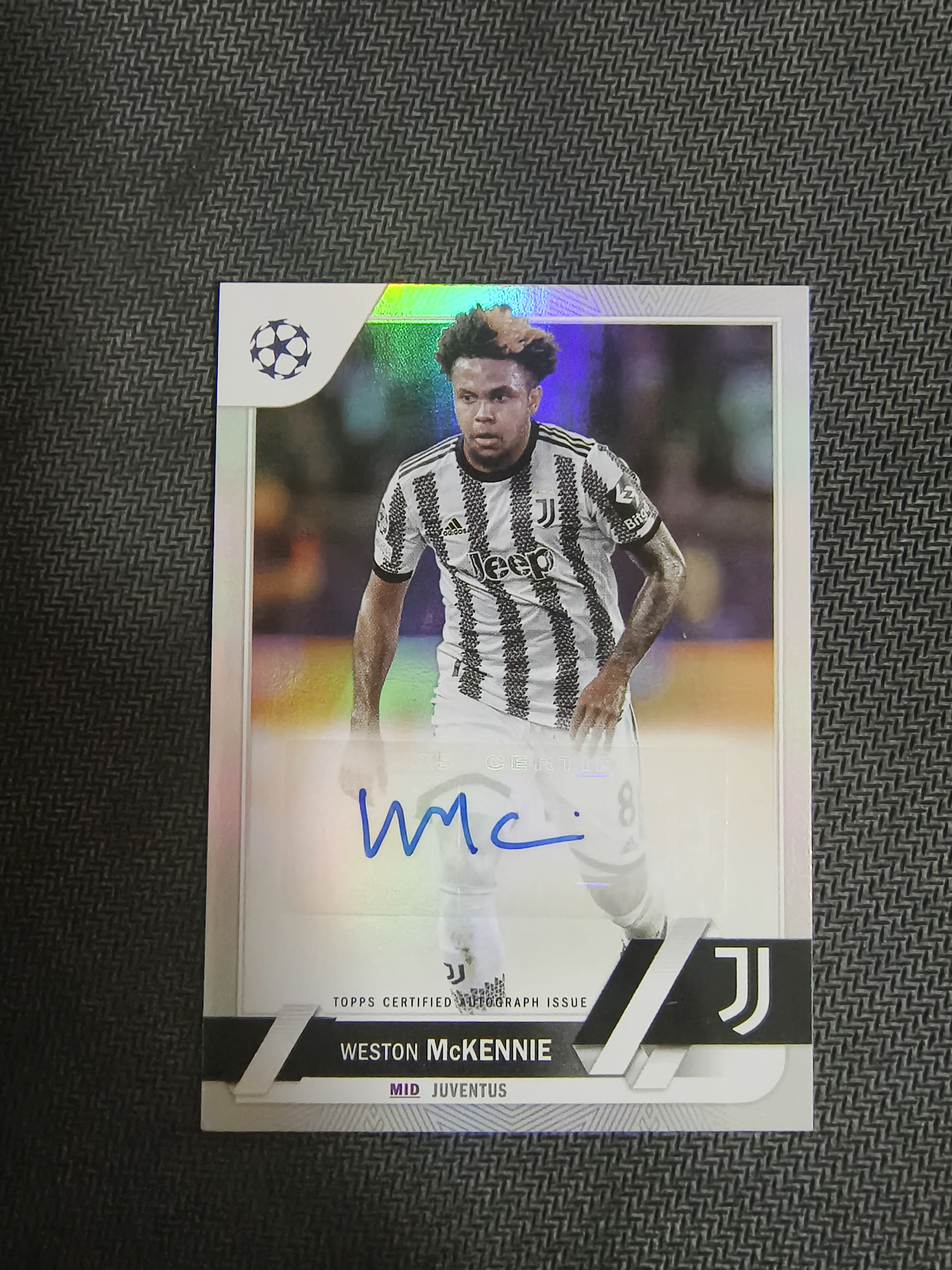 2023 Topps UCC Weston McKennie 尤文图斯 麦肯尼 美国 银折 折射 签字 贴签 签名 完美墨迹 卡品如图 收藏必备 柏