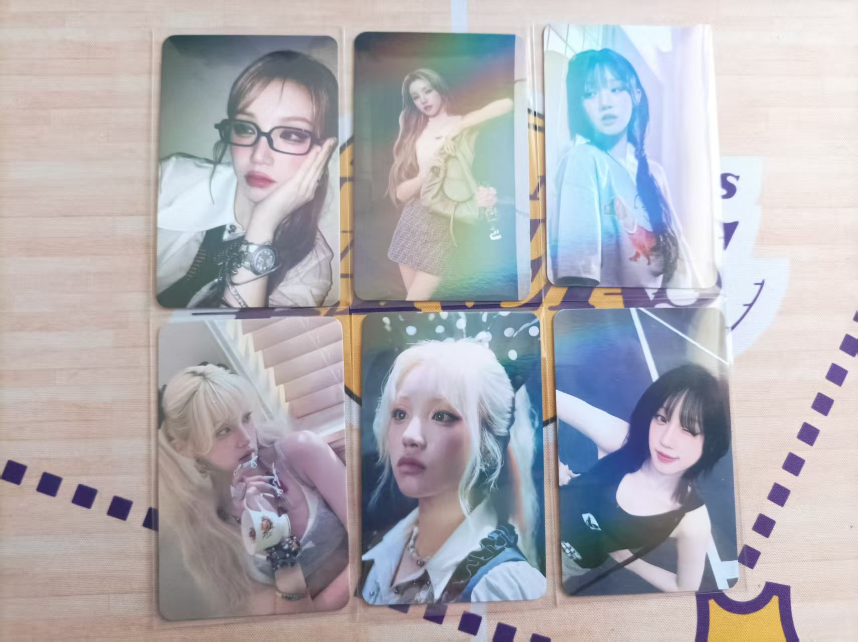 【日常代卖】偶像明星艺人【日本代购】宋雨琦 镭射小卡 折射 实卡超好看绝版稀有车模明星妹卡 卡品如图 收藏必备