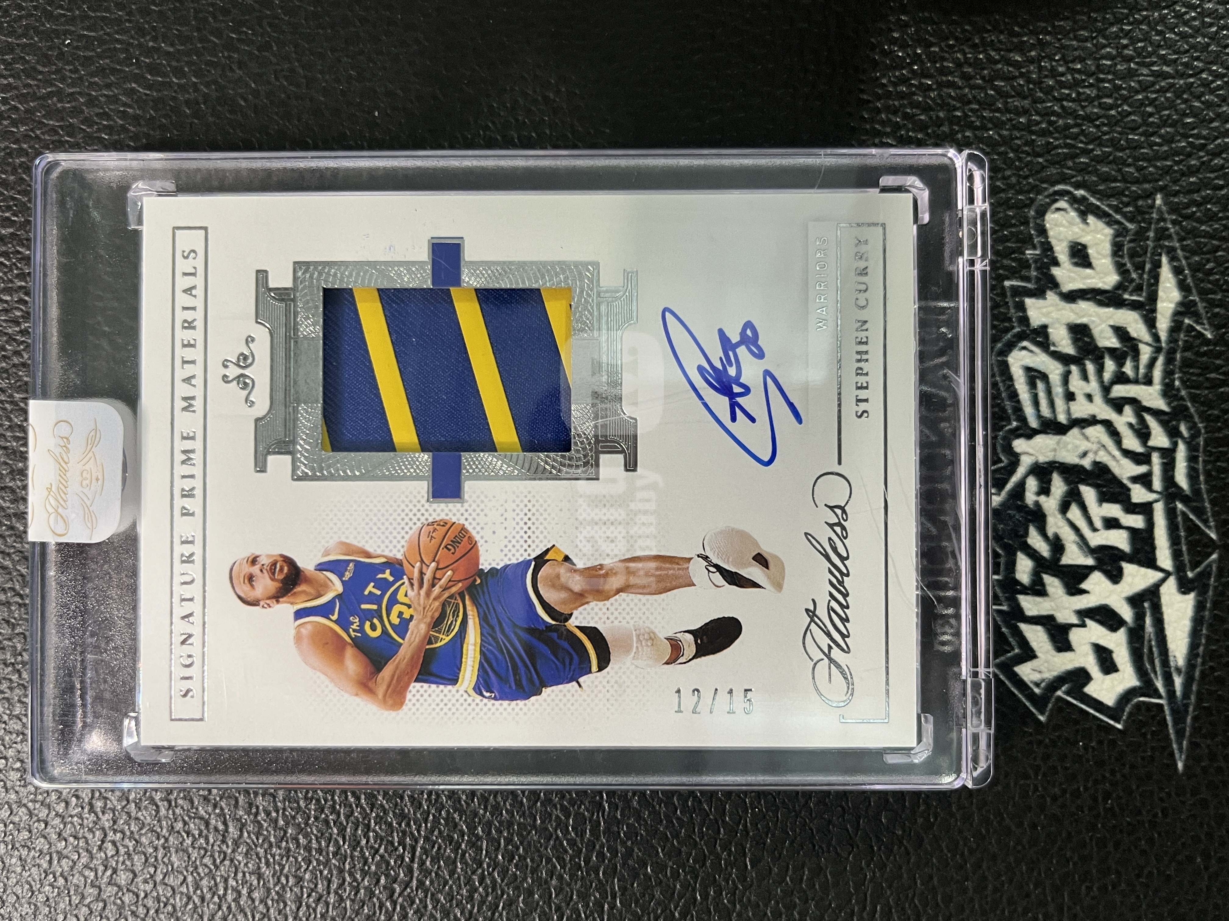 【战斧精品】2020-21 Flawless 手提 Stephen Curry 斯蒂芬 库里 小学生 勇士 12/15编 低编 签字卡签 背号签 GU物料暴力切割 落场 原封砖 收藏必备 瑕疵如图｜战斧大东F2
