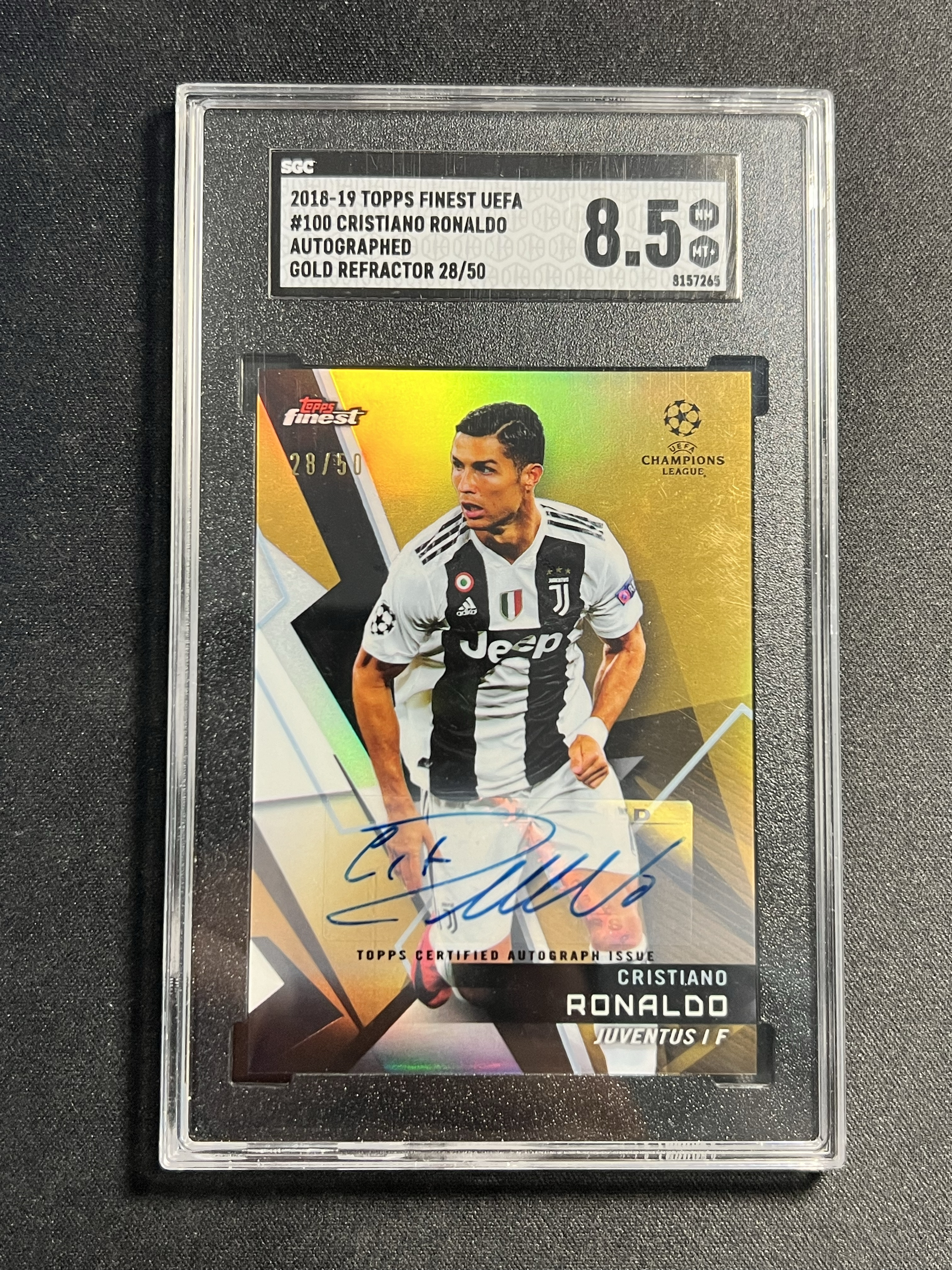 2018-19 Topps Finest Cristiano Ronaldo C罗 28/50编 正金折 完美签字!SGC8.5。皇家马德里/皇马,曼联,尤文图斯,葡萄牙Goat,梅西之敌【珞珈拍卖】