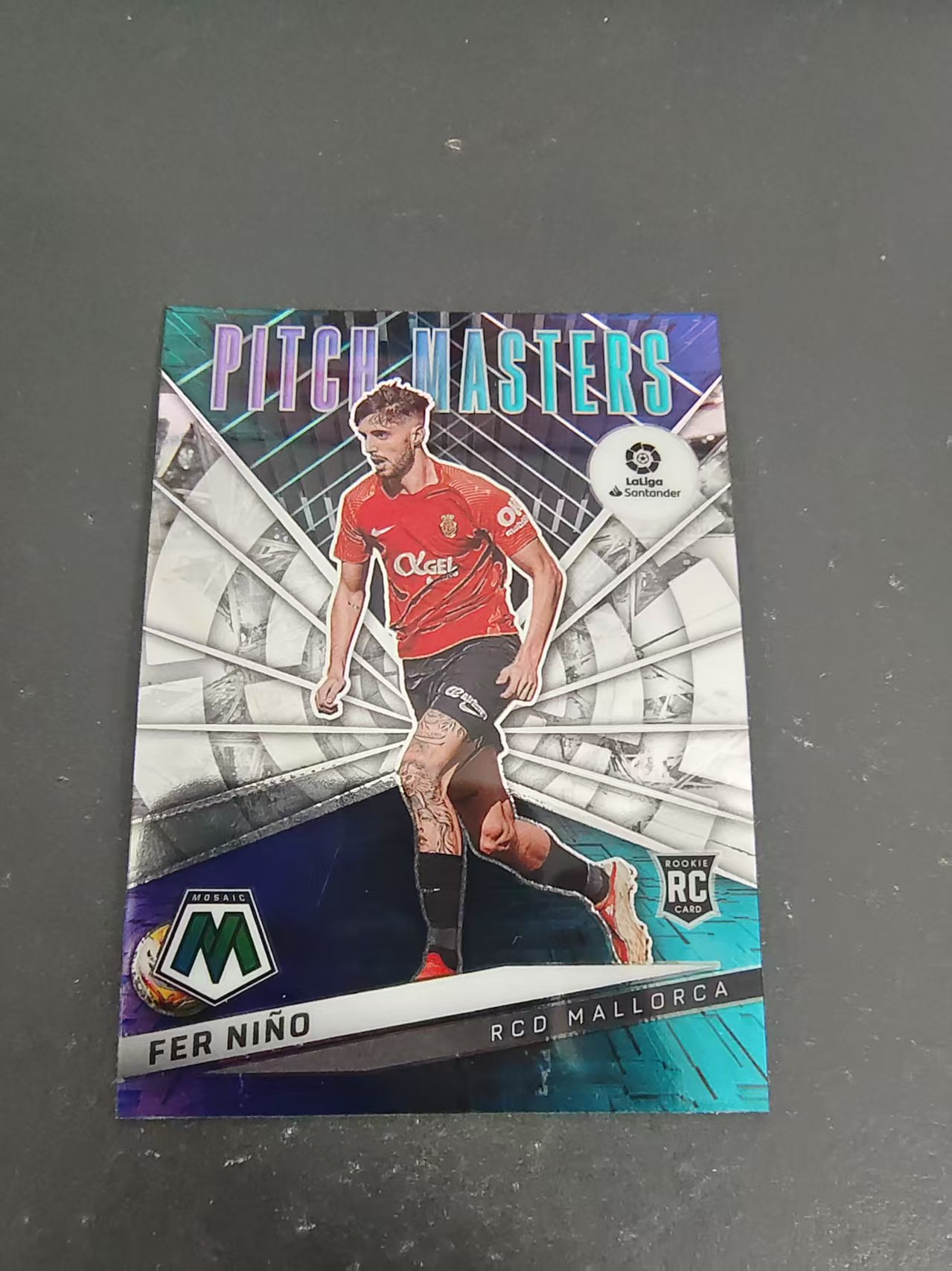 【可合并，不累计】2021-22 Panini Mosaic fer nino 费尔尼诺 新秀 RC 马略卡 西甲 马赛克 特卡 划痕 边角瑕疵 #19