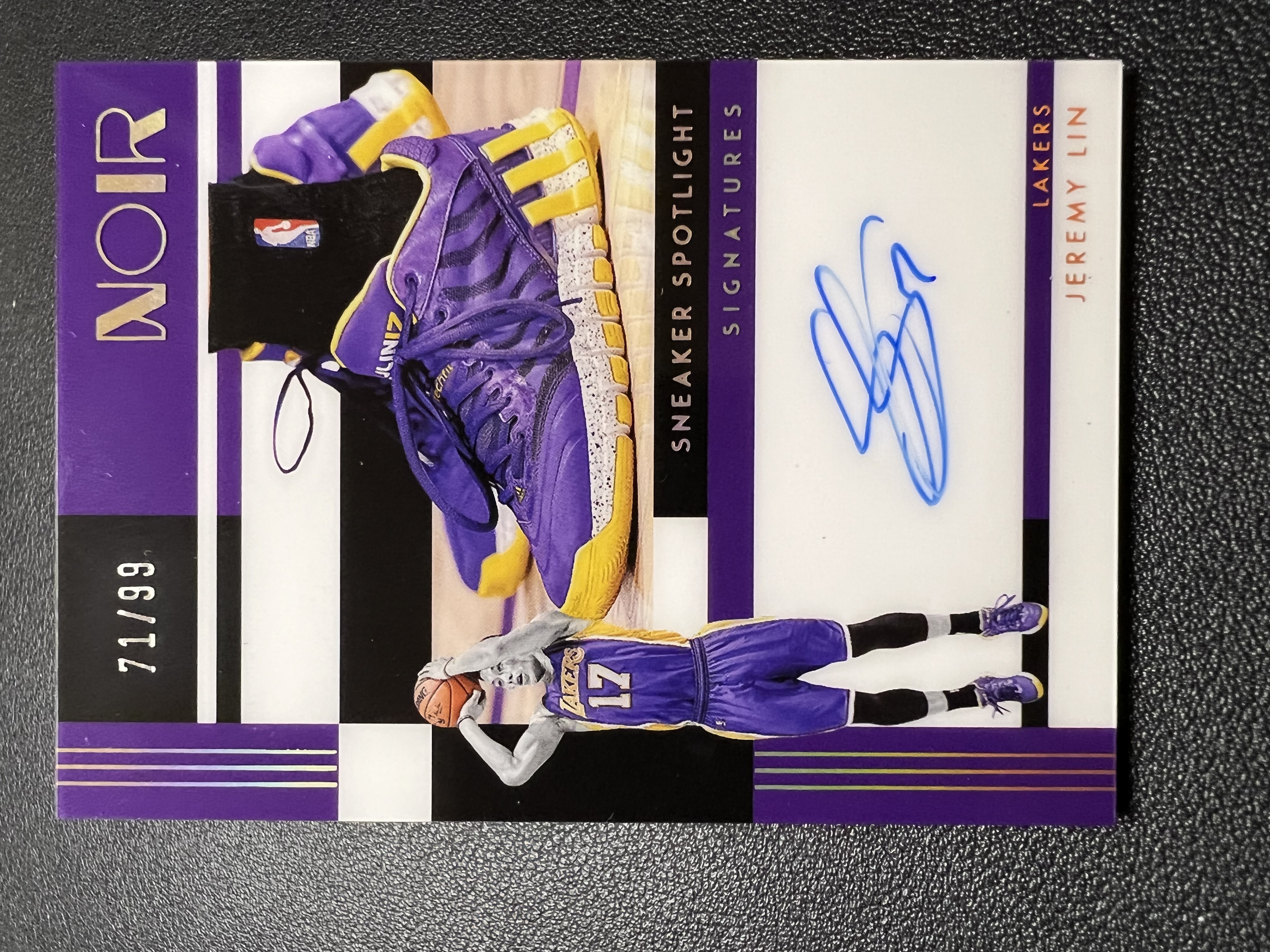 2024-25 Panini Noir Jeremy Lin 【星佑代卖】诺尔 湖人 林书豪 签字 卡签 鞋灯签 99编 唯一平行 系列hit 微瑕如图 樊