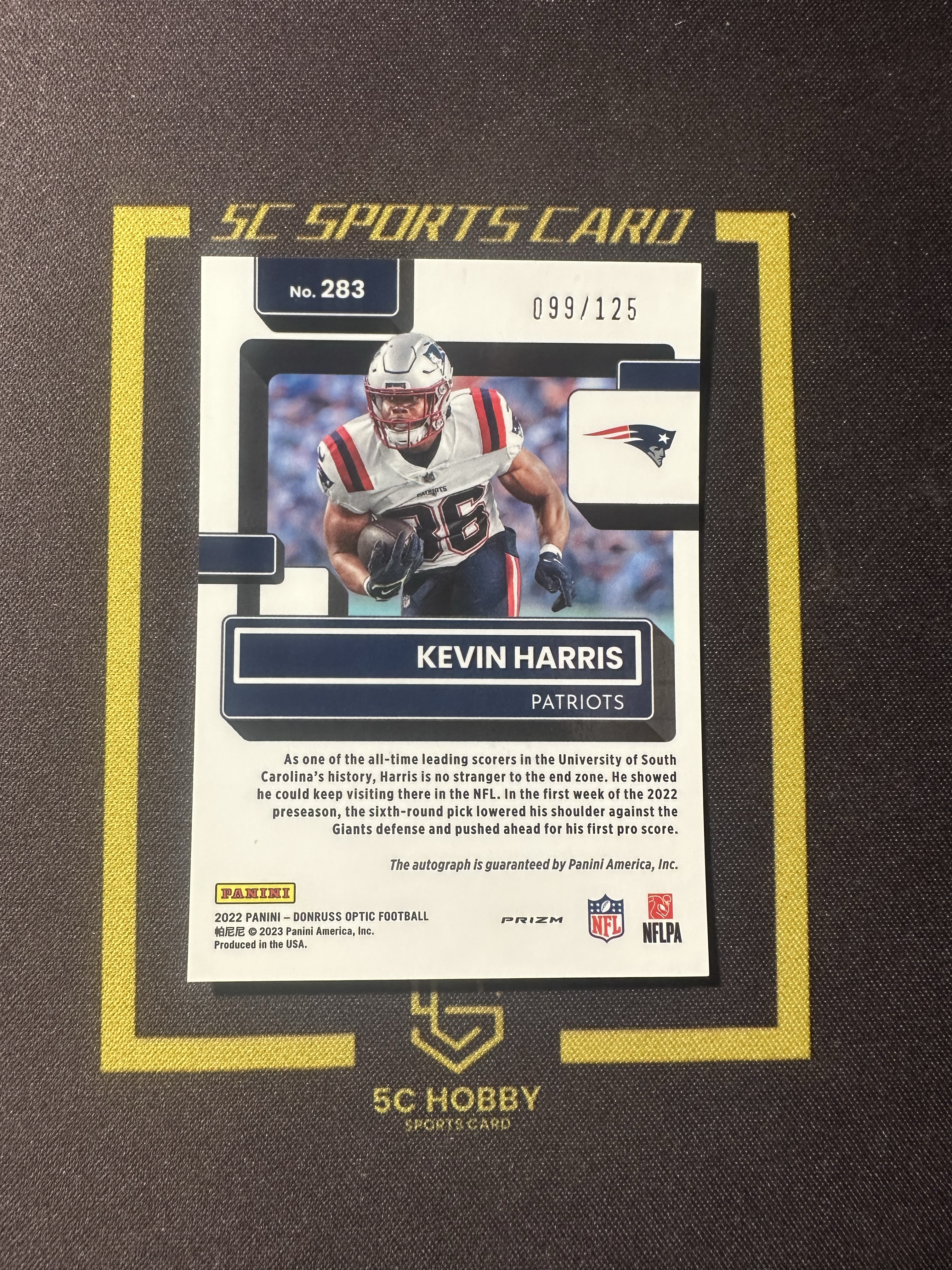 【主演出卡】 2022 panini 橄榄球 杜蕾斯optic 爱国者 Kevin Harris 新秀 签字 099/125 RC