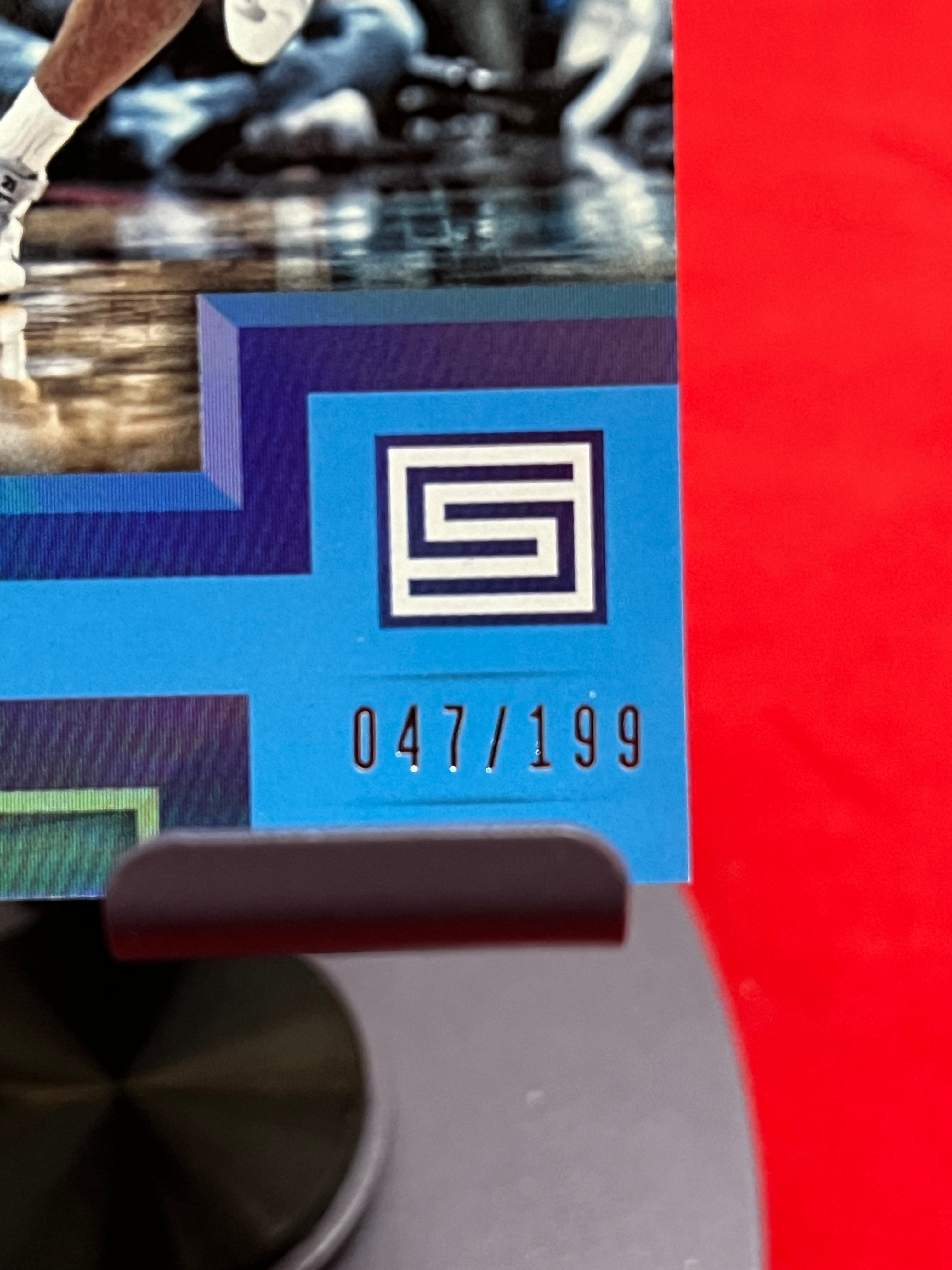 2017-18 Panini Status Tim Duncan 蒂姆 邓肯 石佛 马刺【带编 047/199 折射 设计经典 SYMBOLS】【边角瑕疵如图 介意勿拍】#1133