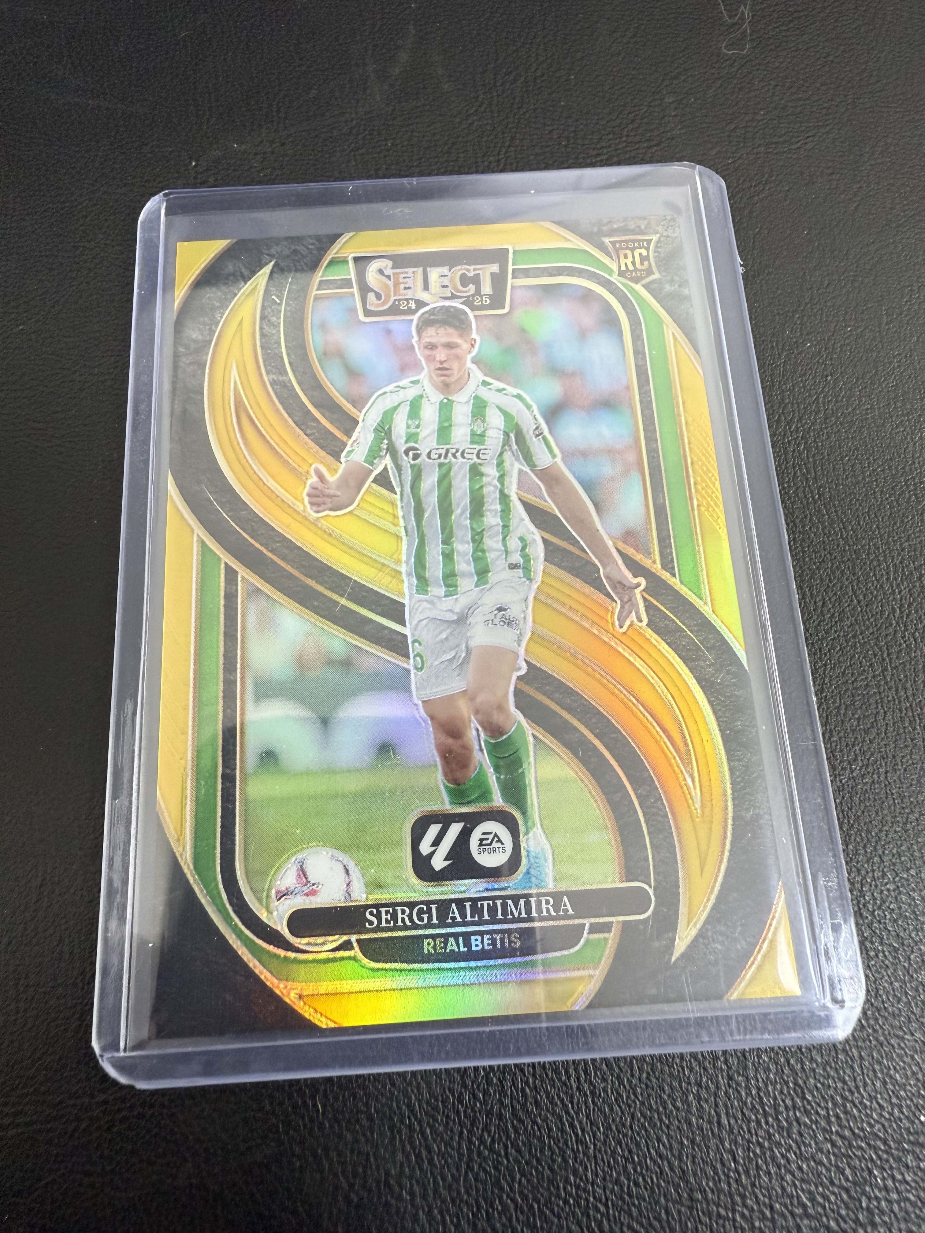 2024-25 Panini Select La Liga Sergi Altimira 皇家贝蒂斯 阿尔蒂米拉 RC 低编 09/10编 折射 卡品如图 只合并当日订单 【金叔代拍 秦月】