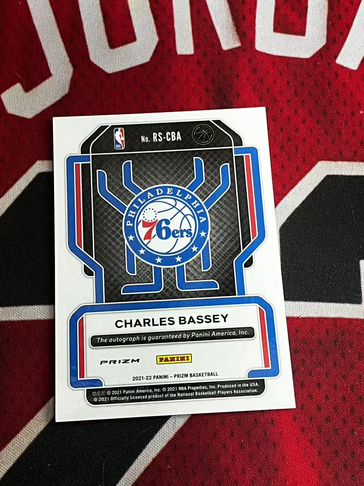 【接寄拍费率低至5%含卡淘手续费】2021-22 Panini Prizm PZ 新秀RC 76人名宿 查尔斯巴锡 签字卡 正新秀签字卡 红圈圈折 折射 专收凑套必备【烂臭嘴拍卖】