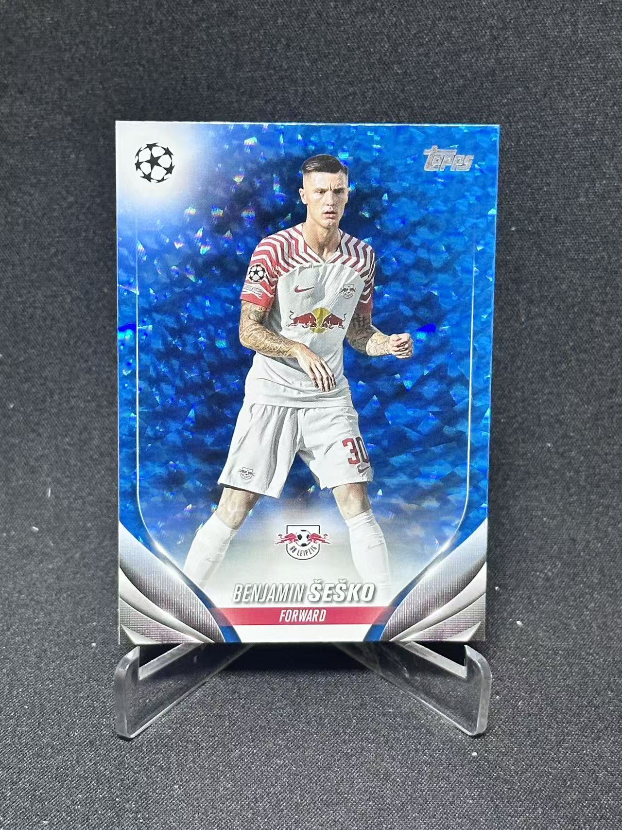 2024 Topps Chrome Benjamin Šeško 【哆哆卡社】本亚明·舍什科 75编 蓝折 欧冠 卡品如图