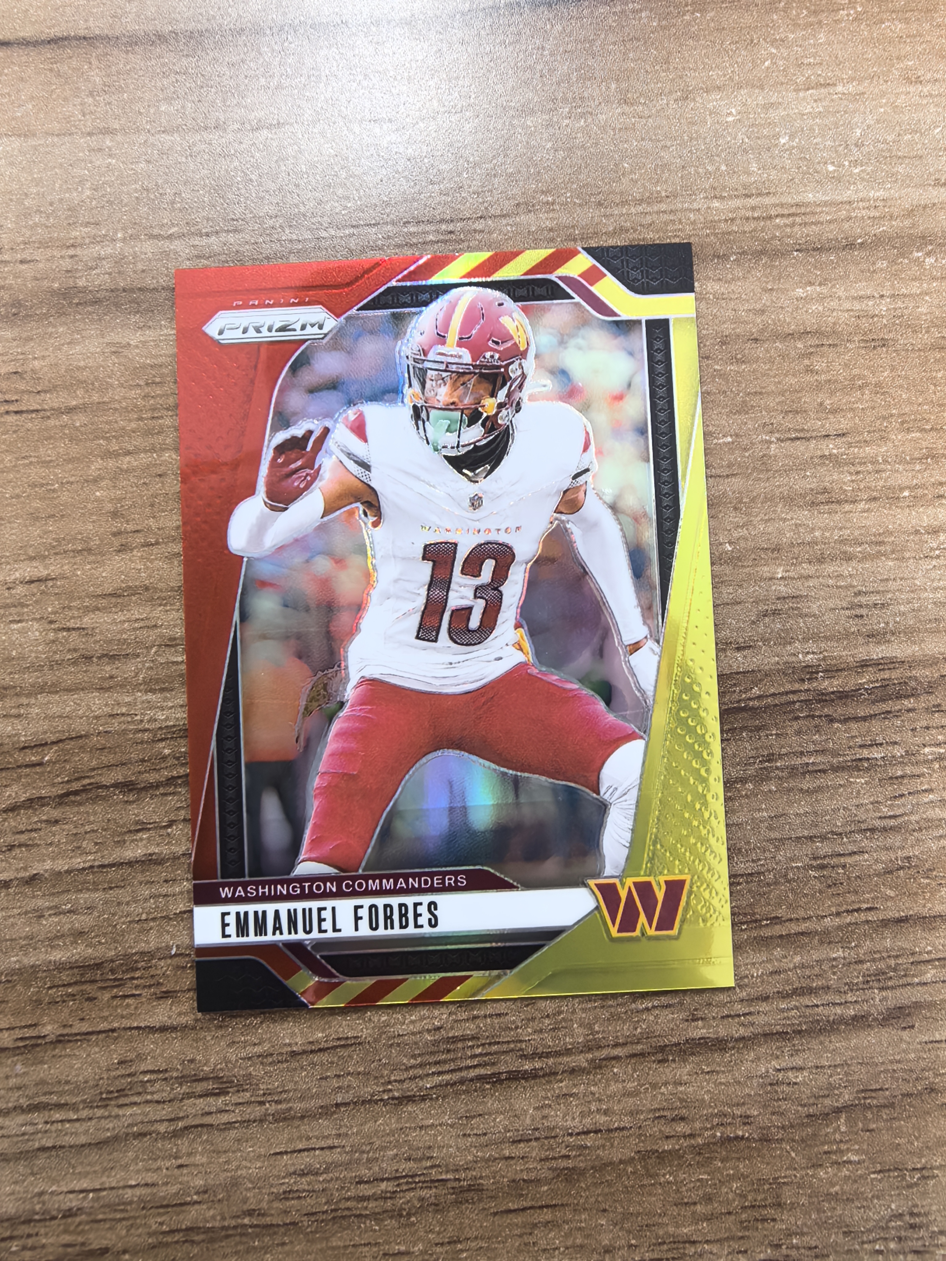 2024 Panini Prizm Emmanuel Forbes PZ 橄榄球 华盛顿指挥官队 伊曼纽尔福布斯 20/44编 红金折 折射 实卡精美 卡品如图 收藏必入 流浪