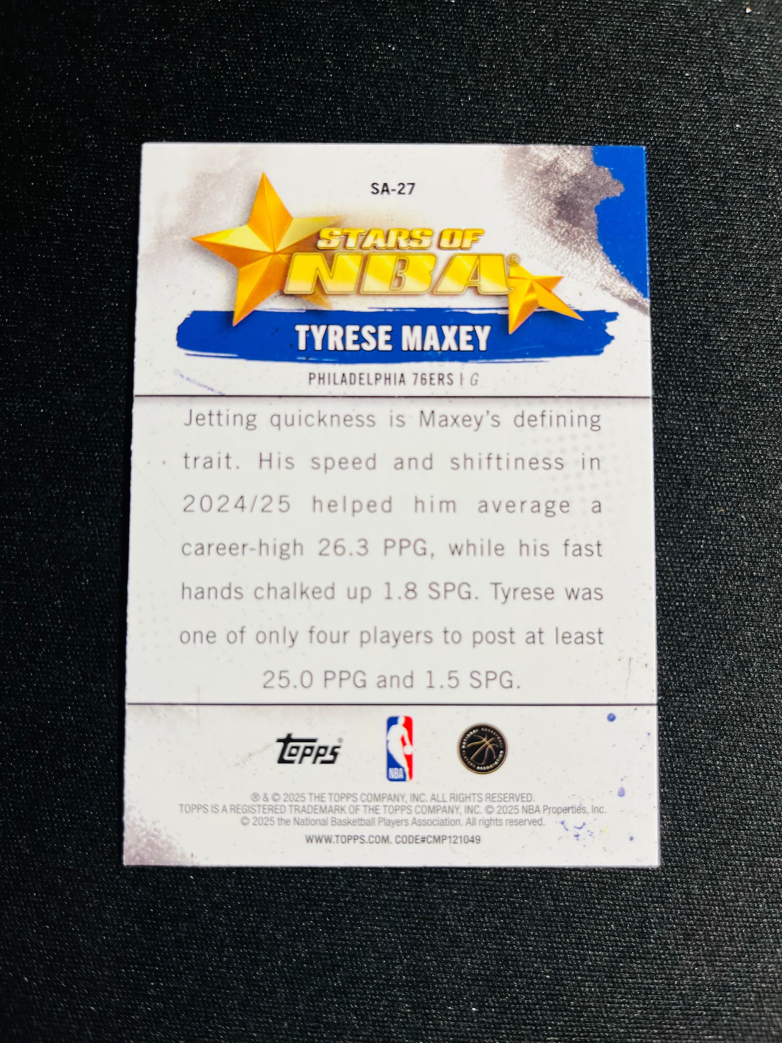 【古都代卖0手续费高额预付】2025-26 Topps 76人 Tyrese Maxey 泰雷斯 马克西 特卡 250编 紫折 选图帅气 实卡好看 凑套收藏必备——小泡
