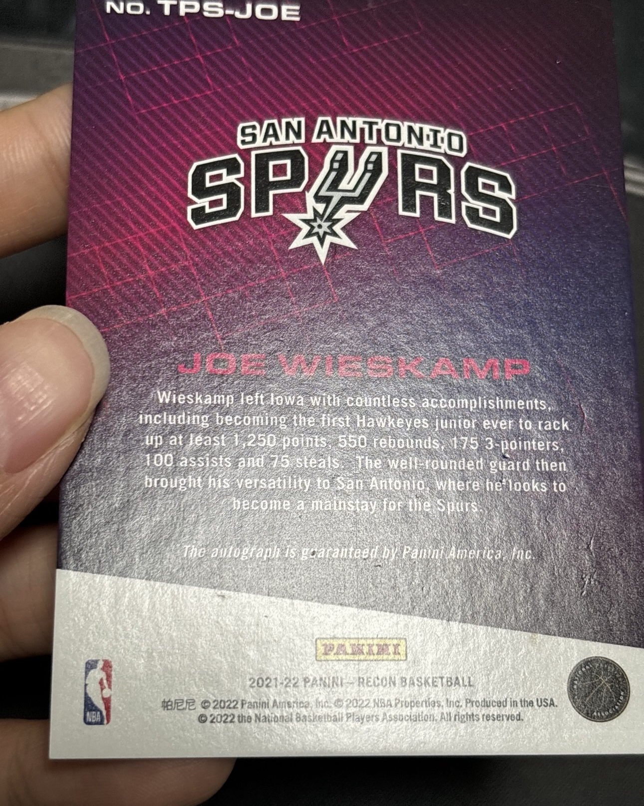 2020-21 Panini Recon Joe Wieskamp 《快乐卡舍接寄拍》马刺 乔 维斯坎普 新秀 折射 签字墨迹清晰 recon系列 瑕疵见图 投资收藏必备