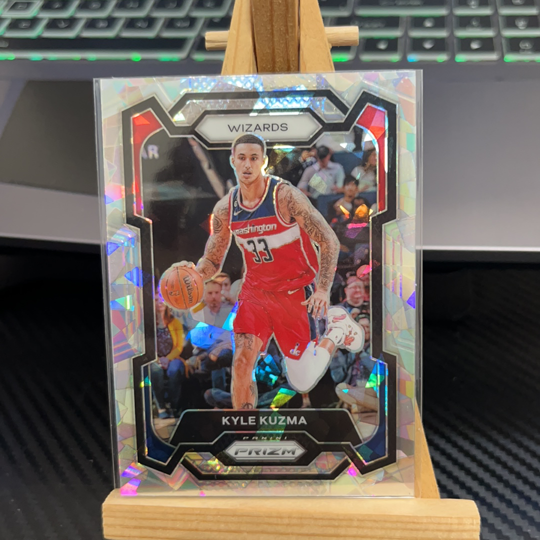 2023-24 Panini Prizm Kyle Kuzma 库兹马 奇才 银折 碎冰折 折射 prizm系列 pz 卡品如图 凑图必备 值得收藏! 免费代卖!