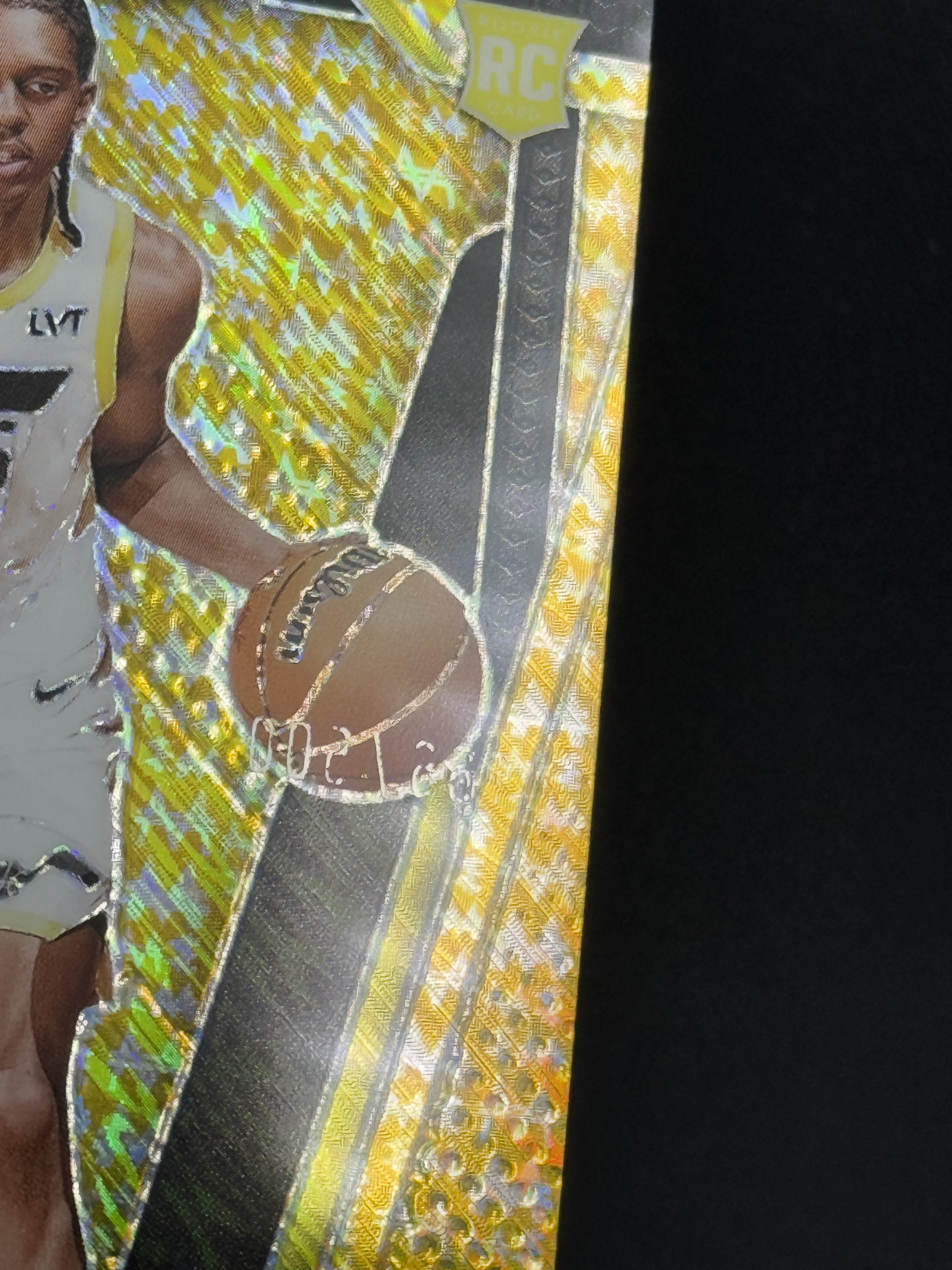 2024-25 Panini Prizm Cody Williams RC 【小贝代拍】NBA Pz 大富翁 爵士 新秀 科迪 威廉姆斯 金shimmer折 500编 瑕疵如图 拍前看描述 H BT