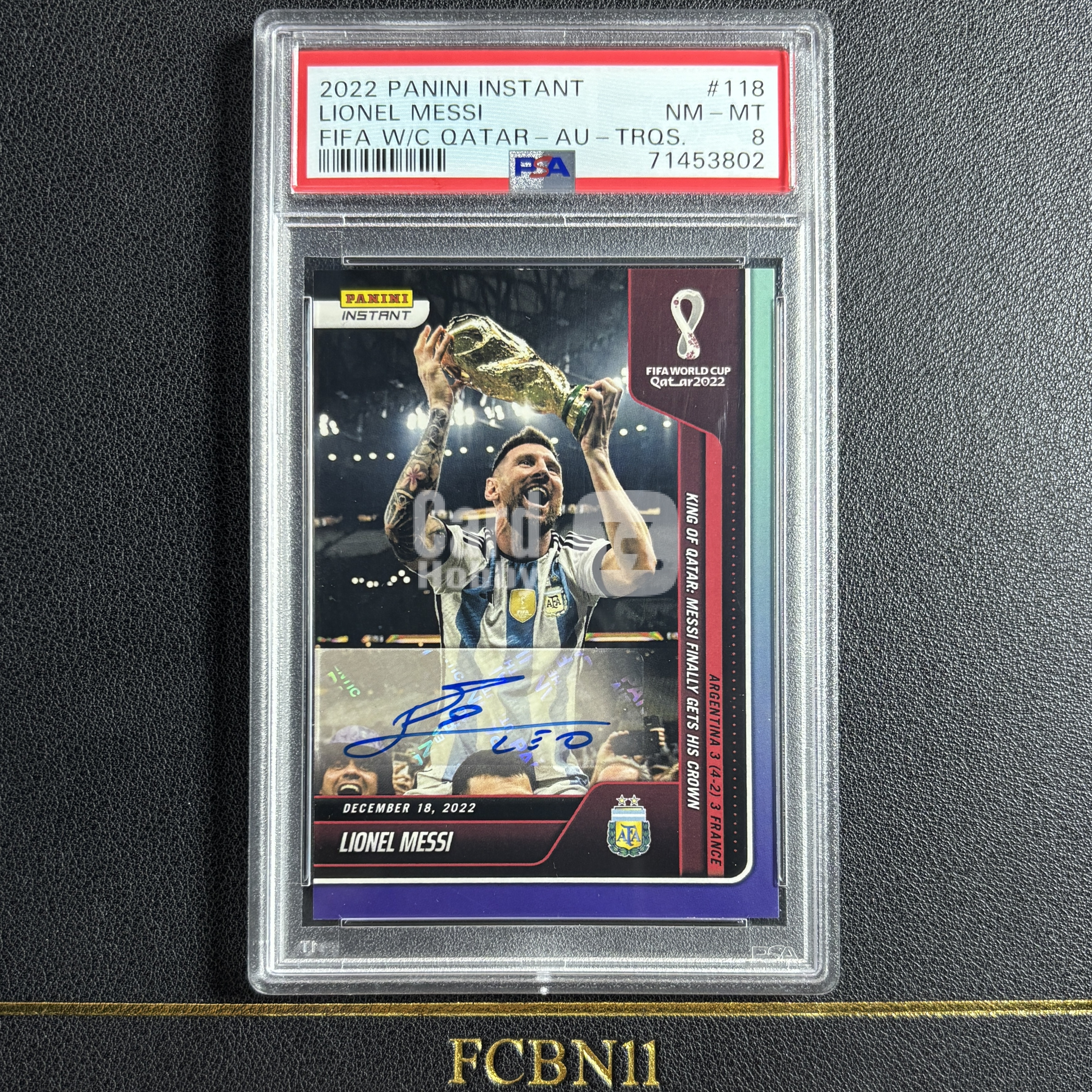 【FCB拍卖】2022 PANINI INSTANT LIONEL MESSI 里奥 梅西 10编 签字 7/10 捧世界杯冠军 真赛事卡时刻签 历史名场面 PSA8 巴萨 阿根廷 WORLD CUP｛哥登56｝FCBN11代理拍卖W