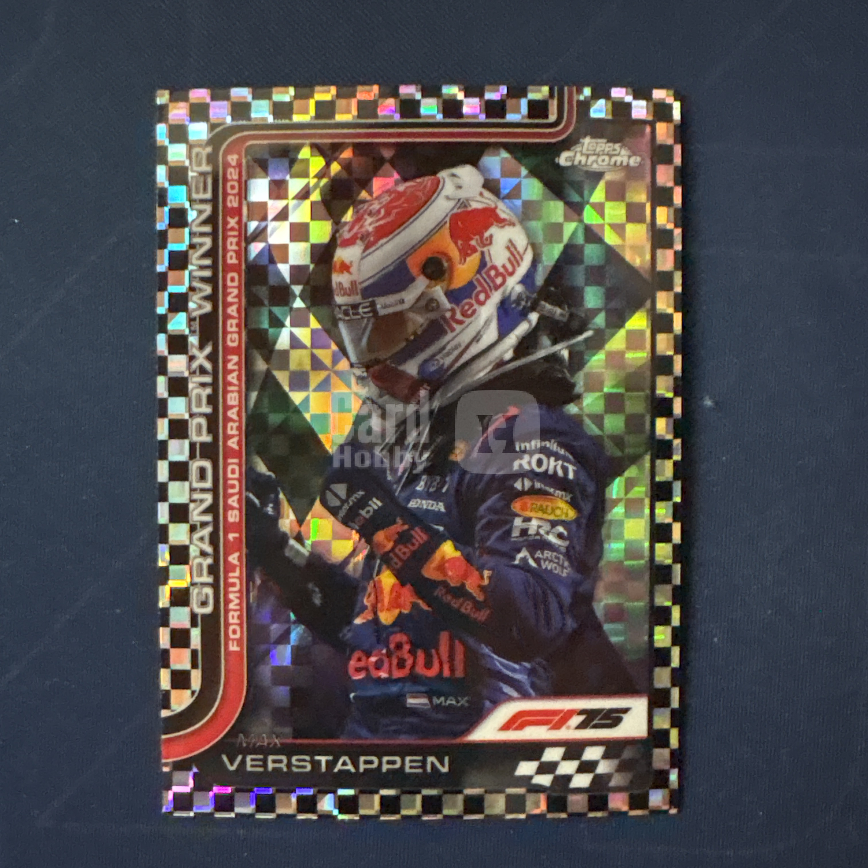 2025 Topps Chrome Max Verstappen 【爆爆代卖】F1 75周年 马克斯 维斯塔潘 黑白方格旗折 棋盘折 格子折 红牛车队 沙特阿拉国分站冠军 专收必备 卡品如图 #冷哥