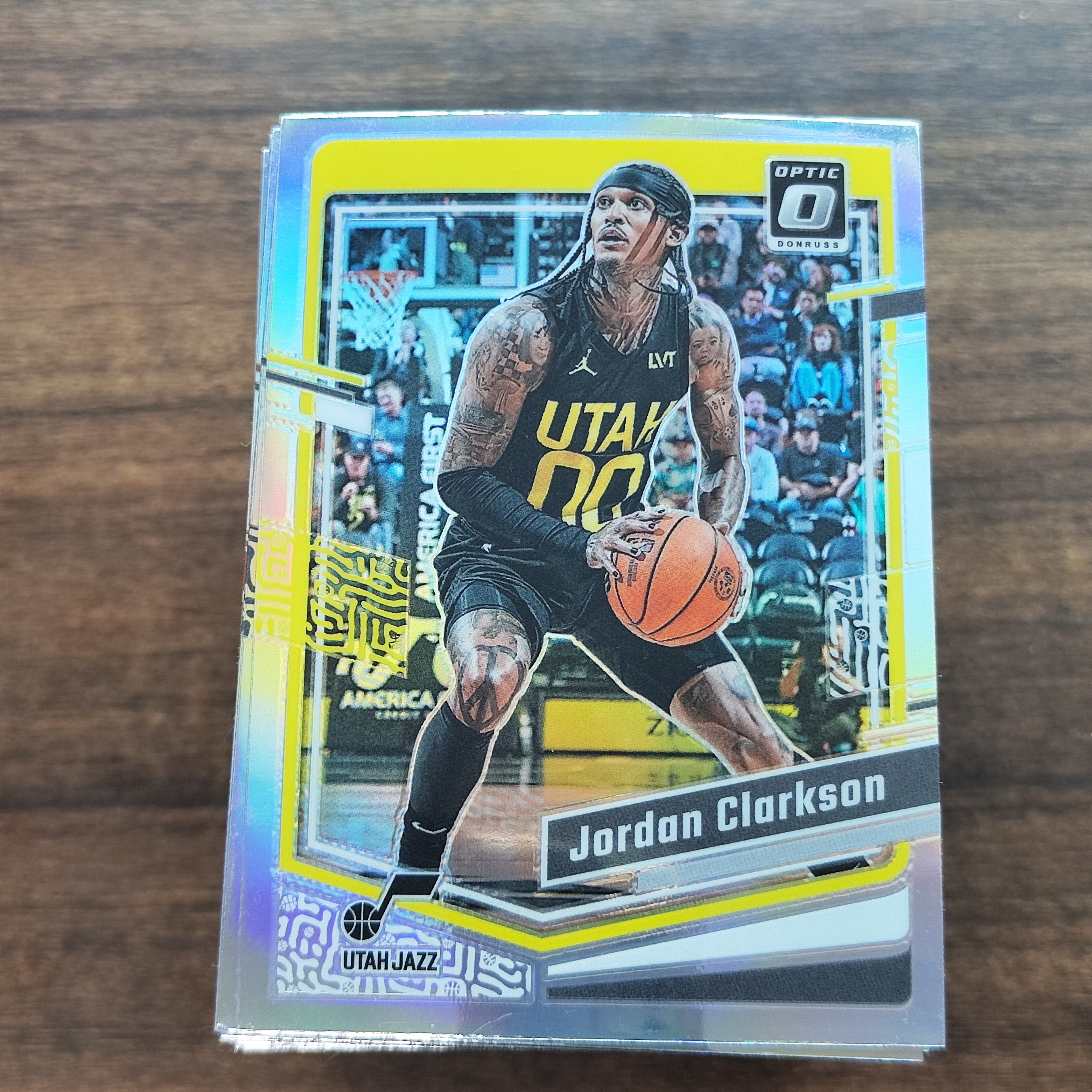 2023-24 【HADE拍卖-小卡之家】 杜蕾斯optic Jordan Clarkson 克拉克森   银折   单卡base 卡品如图ZKB15