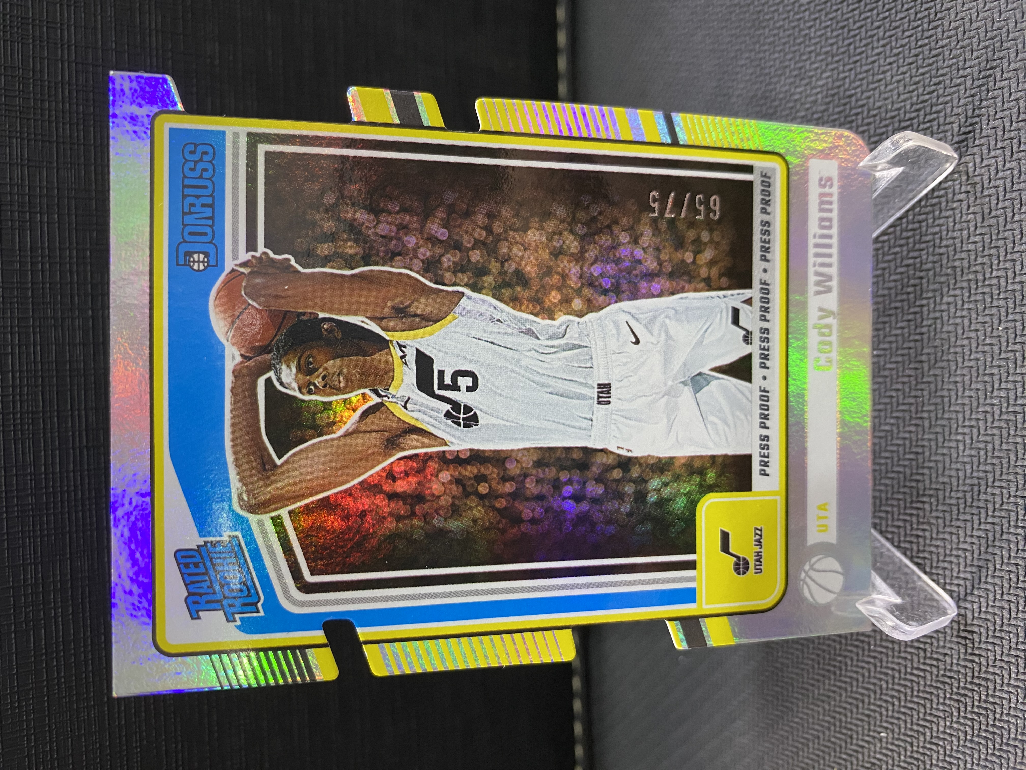 2024-25 Panini Donruss Cody Williams RC 杜蕾斯 新秀 科迪 威廉姆斯 爵士 75编 折射 银折 异形切割 收藏必备 卡品如图 -吹-【乌苏拍卖】