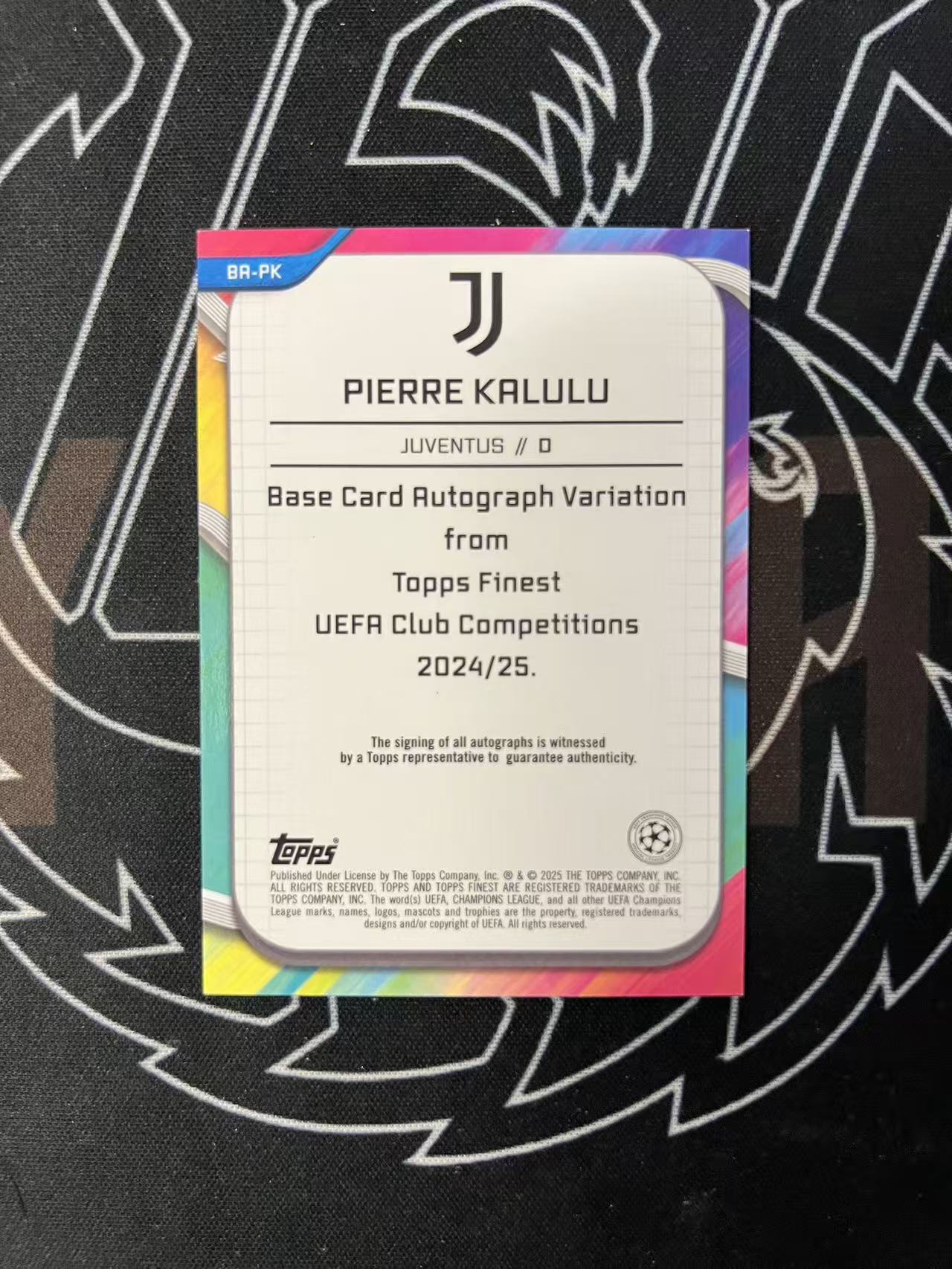 2024-25 Topps Finest Pierre Kalulu 【UTF球星卡】fr4 卡卢卢 尤文 英格兰 前米兰后卫 紫折签 签字 299编 通行卡品