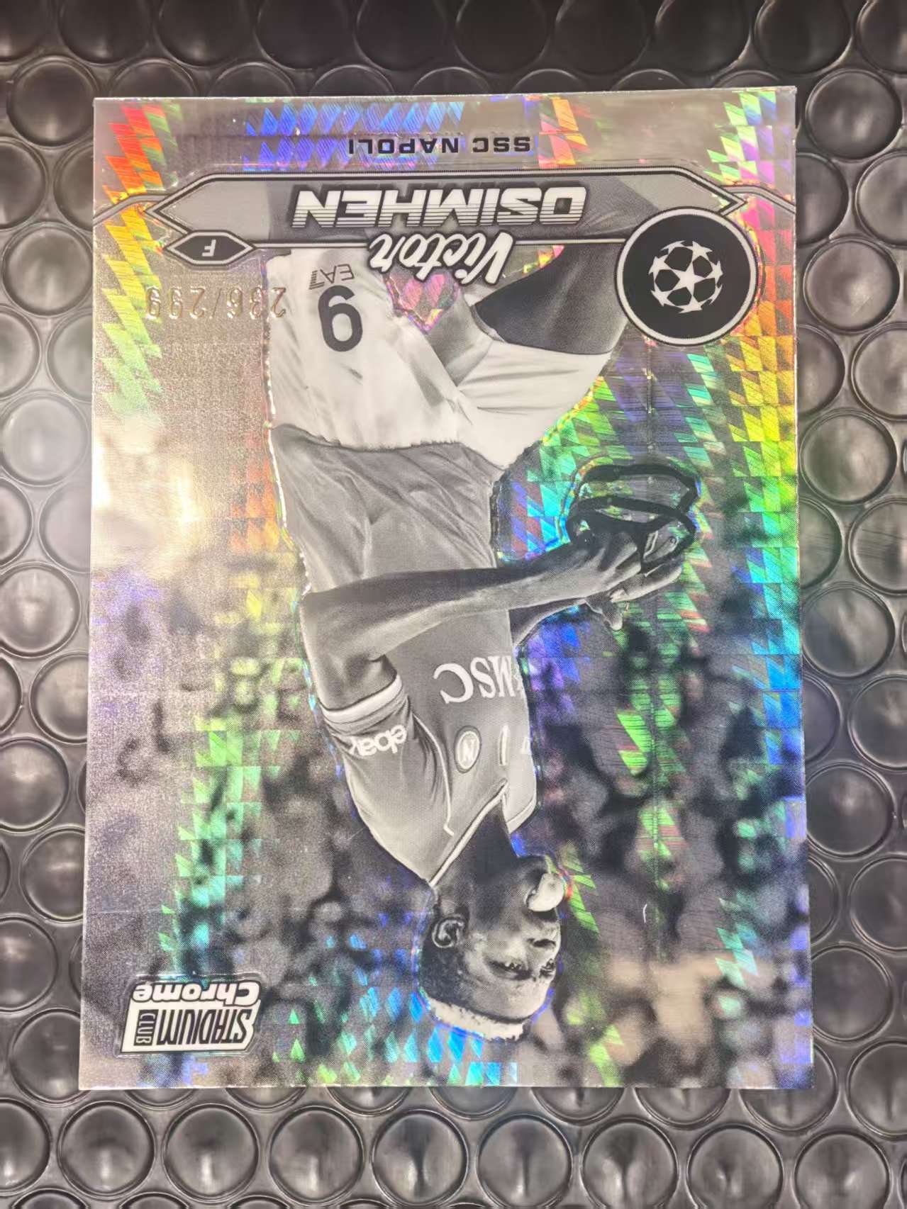 2024 Topps Stadium Club Victor Osimhen 欧冠竞技场 那不勒斯 奥斯梅恩 236/299编 黑白棱镜折 折射 卡品如图【原地起飞卡社】MVP11.6