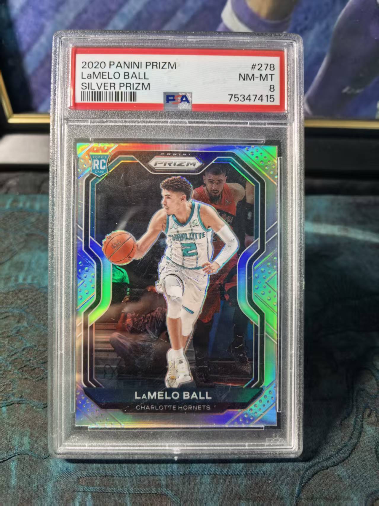 2020-21 Panini Prizm LaMelo Ball PZ 黄蜂 新秀RC 拉梅洛 鲍尔 三球 正新秀 银折 折射 PSA8分 评级 收藏必备 狗夏