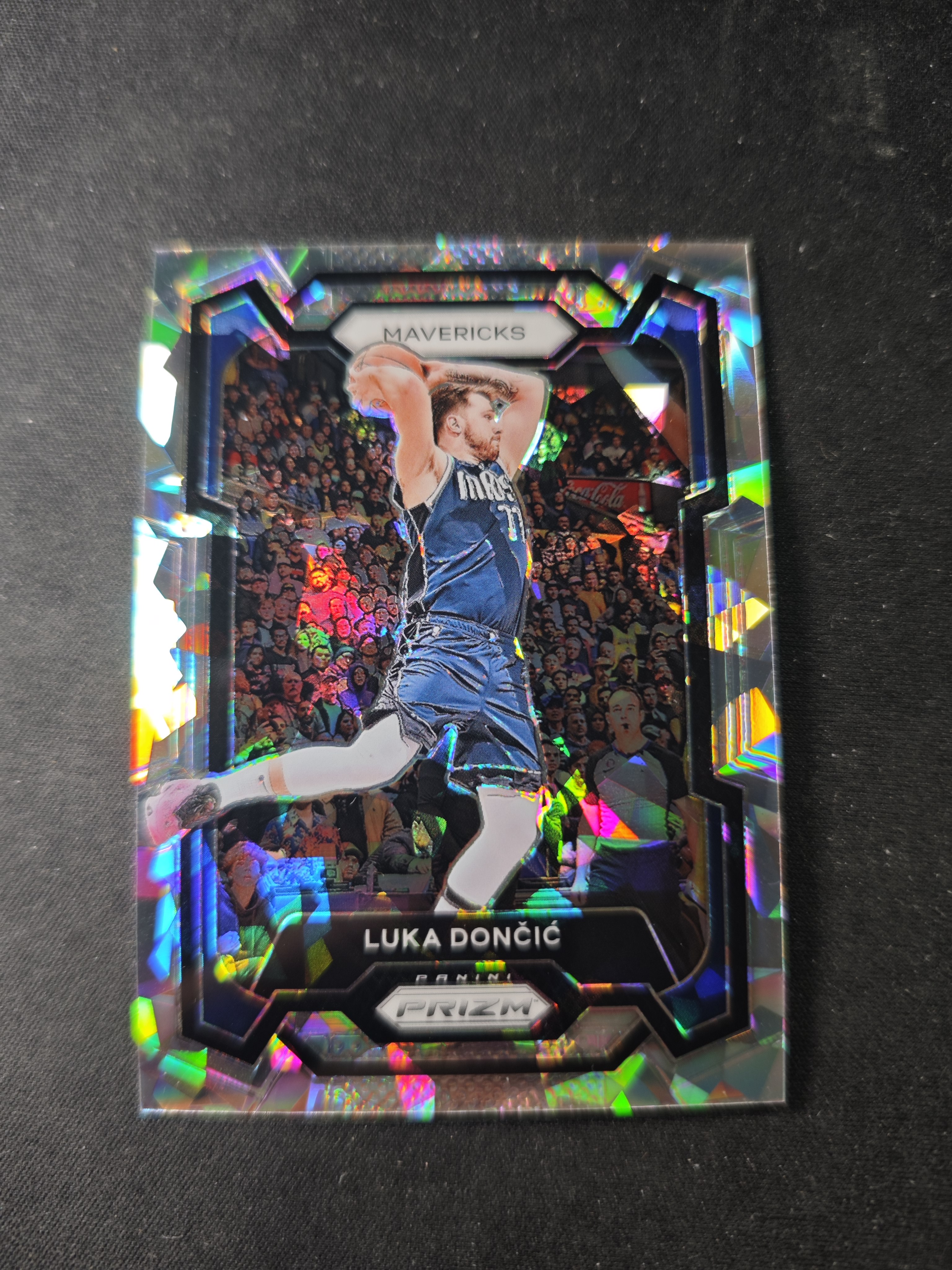 【蛤蟆特卖】卢卡 东契奇 2023-24 PANINI PRIZM系列 银色碎冰折射 经典设计 超级漂亮 稀有好卡 卡品如图 专收必备!