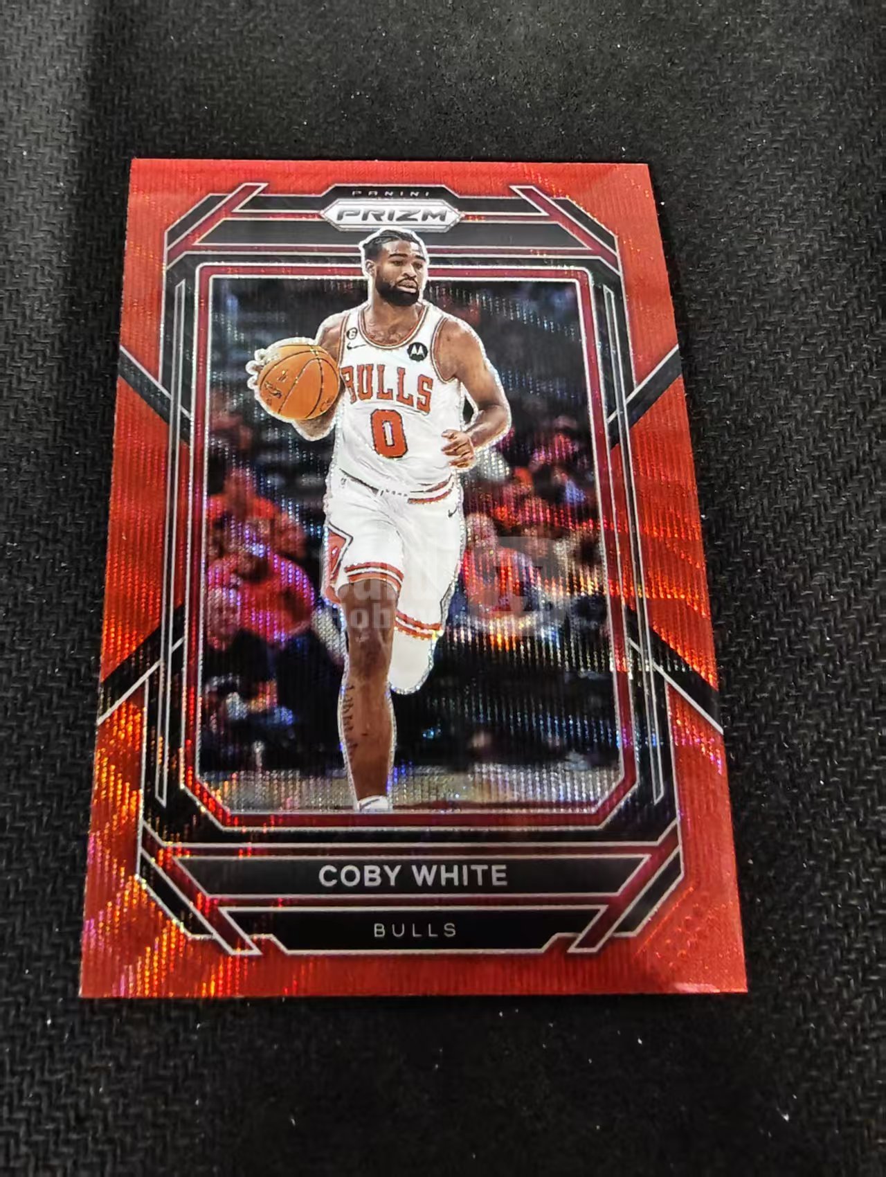 2022-23 Panini Prizm Coby White 科比 怀特 公牛 红波纹 PZ 划痕 边角瑕疵 #71