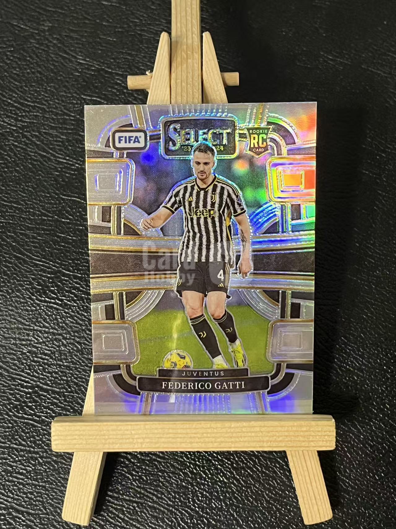 2023-24 Panini Select federico gatti RC 费德里科 加蒂 新秀 尤文图斯 银折 实卡精美 卡品如图 LA-2