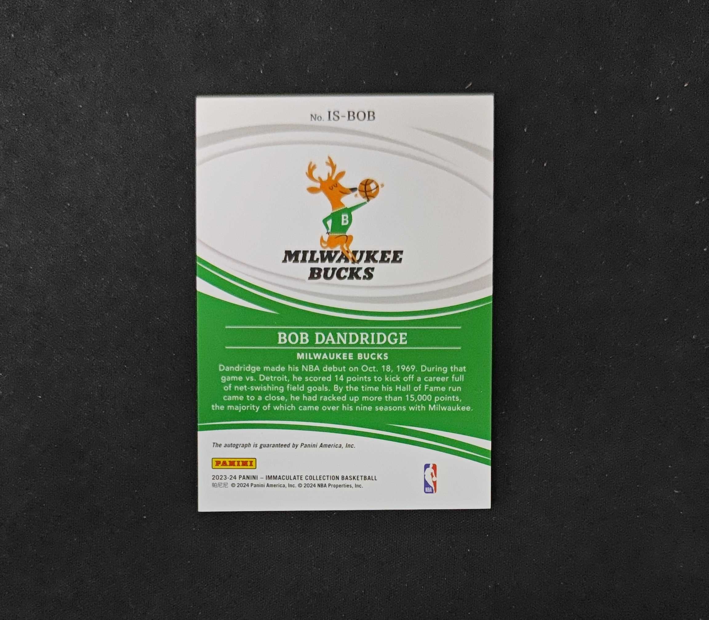 2023-24 Panini Immaculate Bob Dandridge 【SC拍卖】爱咪咪 雄鹿 丹德里奇 卡签 签字 99编 收藏必备(帅气柠檬茶)