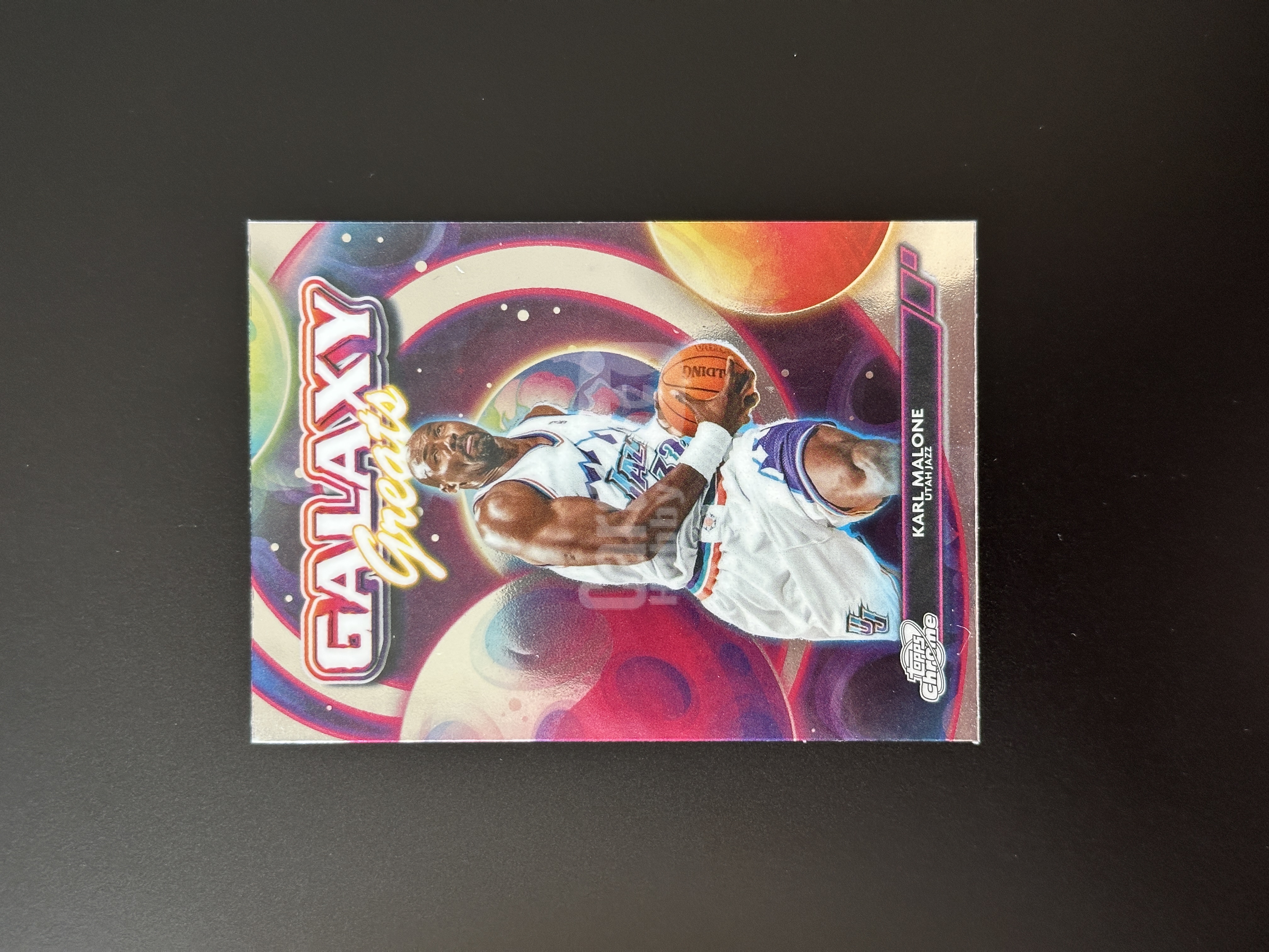 2026 Topps Chrome Karl Malone TC宇宙 爵士 邮差 卡尔马龙 编号GG-6 Galaxy Great 银河传奇 特卡 收藏必备 卡品如图