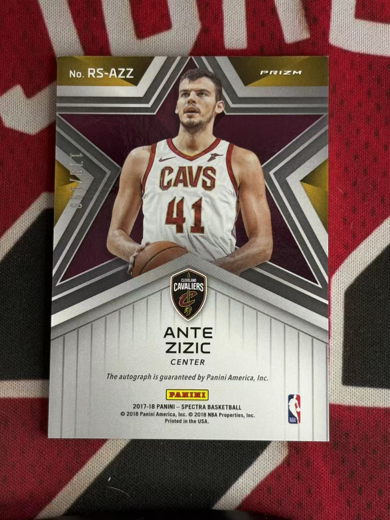 2017-18 PANINI SPECTRA 光谱系列 Ante Zizic 骑士名宿 新秀RC 安特日日奇 199编 签字卡 卡签 新秀签 银折 折射 专收凑套必备【烂臭嘴拍卖】