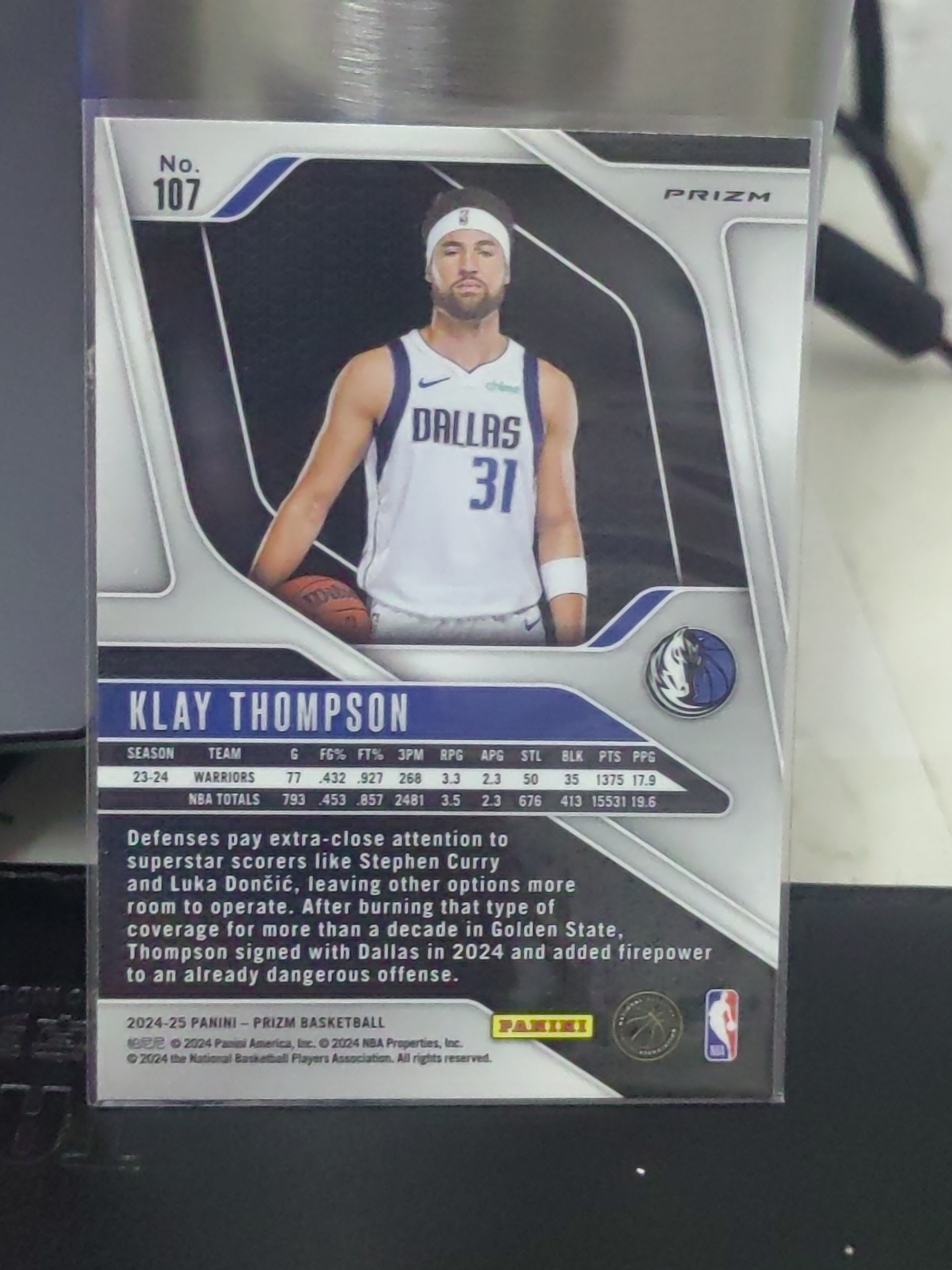 2024-25 Panini Prizm Klay Thompson PZ 克莱 汤普森 独行侠 三色折 篮 白边白角 不保卡品 卡品如图