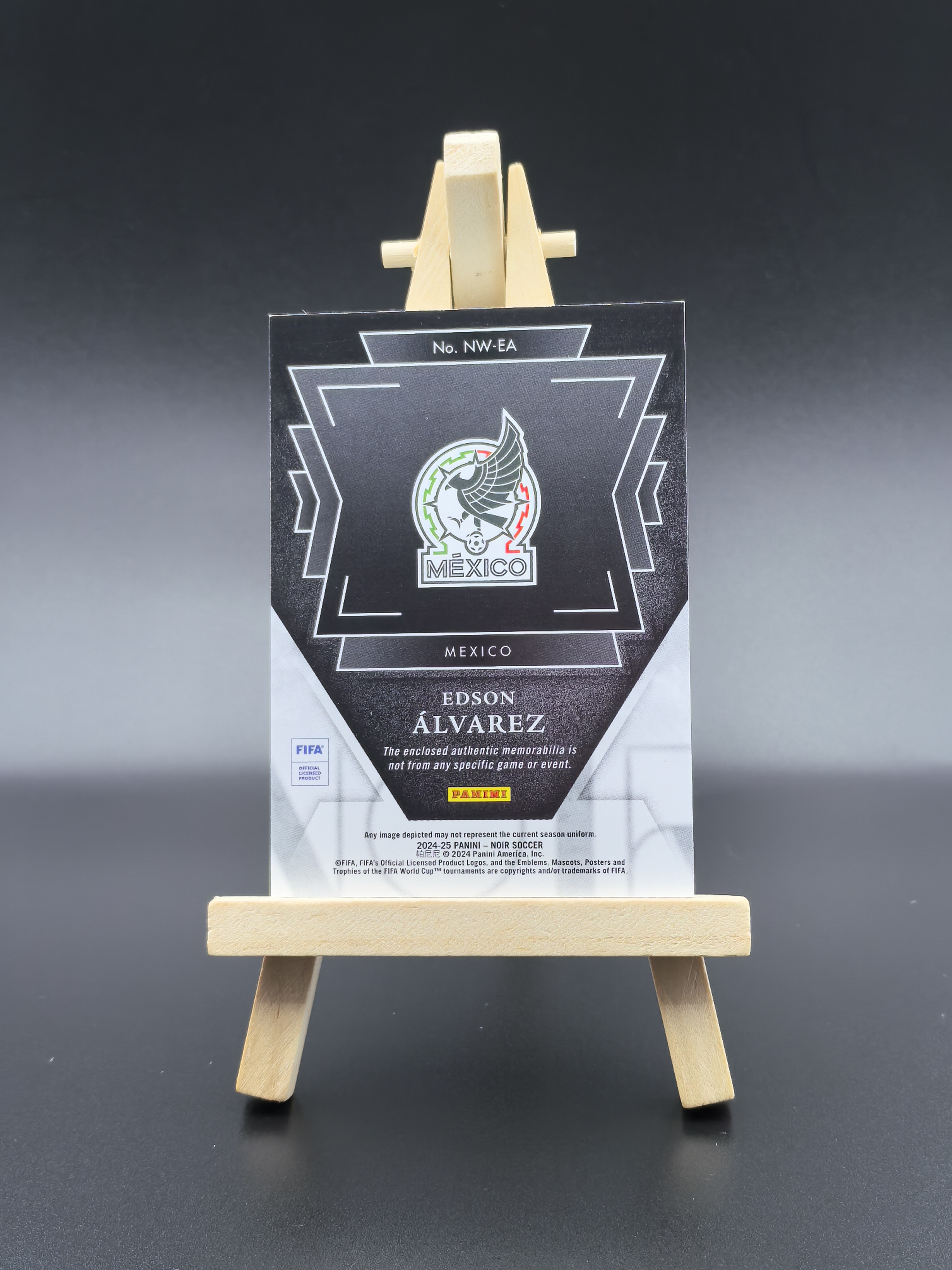 2024-25 Panini Noir Edson Alvarez 诺尔 墨西哥 阿尔瓦雷斯 New Wave 新浪潮球衣物料切割 限量75编 三色暴力切割 卡品如图(生蚝哥)