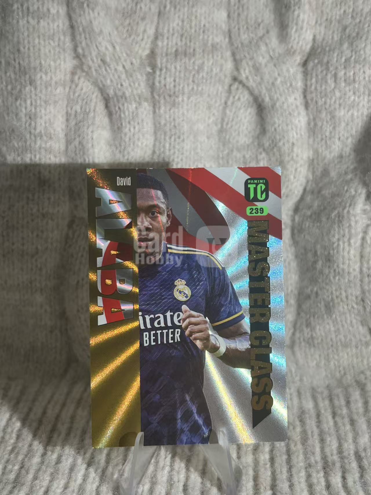 2024 Panini Top Class 2024 David Alaba 大卫・阿拉巴,皇家马德里 Master Class 大师课特卡。金箔放射镭射背景,皇马球衣选图