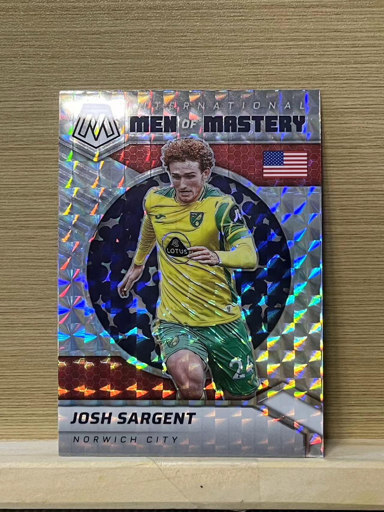2021-22 Panini moise Josh Sargent 萨金特 马赛克折 诺维奇 英超 银折 卡品如图 收藏凑套必备 A12