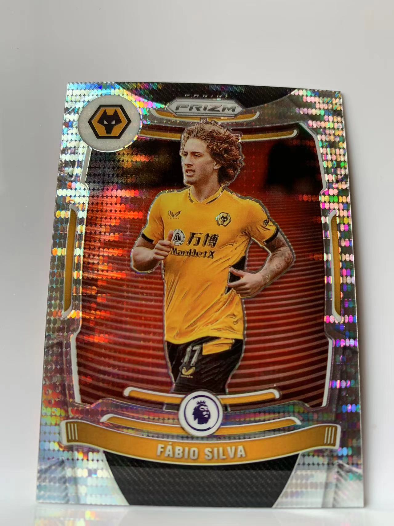 2021-22 Panini Prizm fabio silva  英超 PZ  法比奥 席尔瓦 狼队  银脉冲折 卡品如图 C019