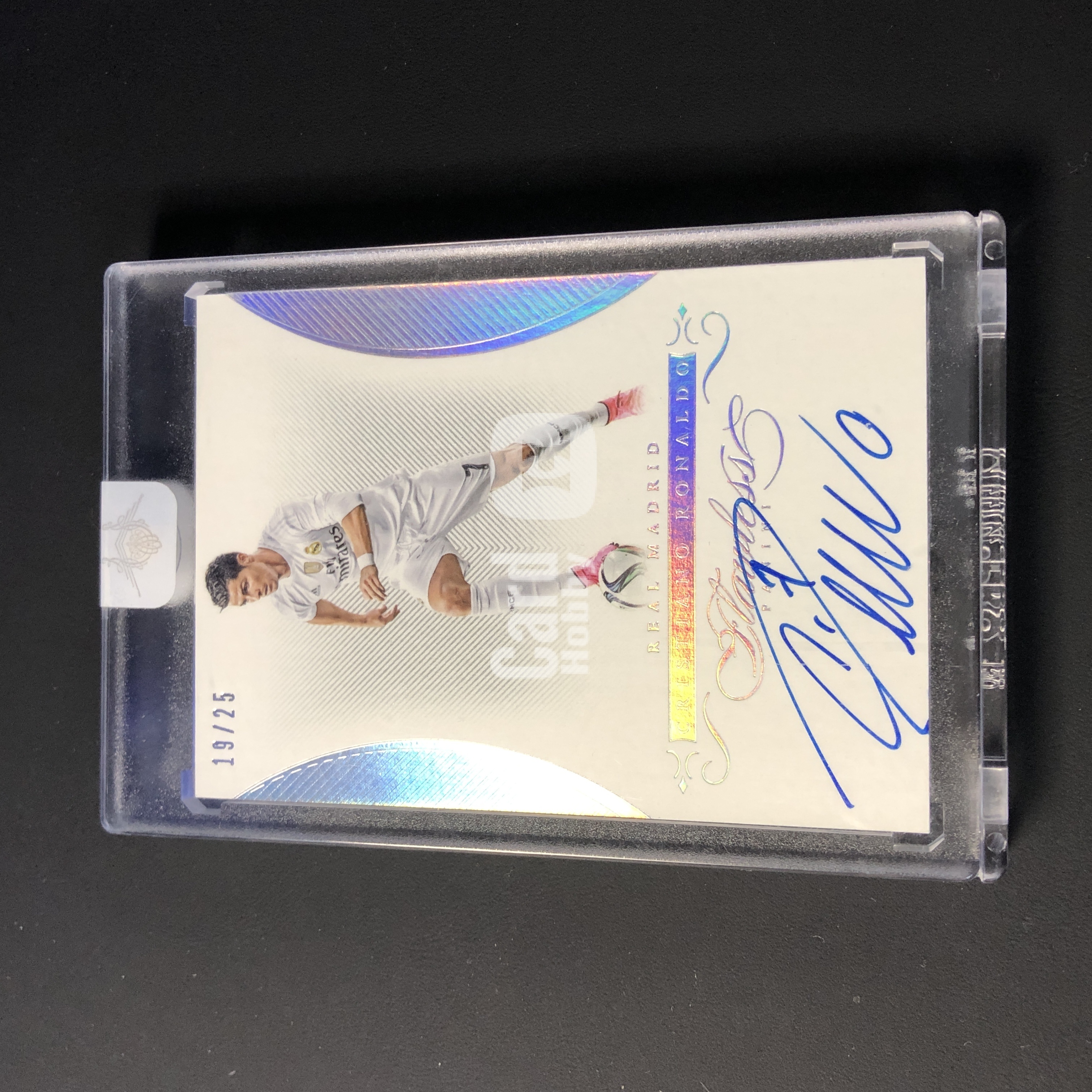【拔脚精品】2015-16 Panini Flawless 手提 元年 Cristiano Ronaldo C罗 皇马 曼联 葡萄牙 尤文 球王 签字 卡签 19/25编 蓝折 半球签字 原封砖已被拆 非原封 收藏必备 角微瑕｜拔脚磁贵D1