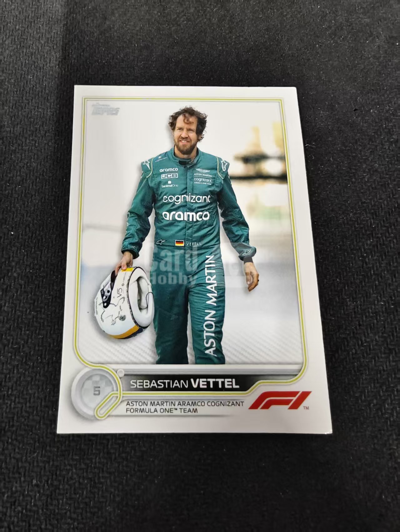 2022 Topps Chrome F1 Sebastian Vettel 阿斯顿马丁 赛巴斯蒂安 维泰尔 维特尔 划痕 边角瑕疵 @10