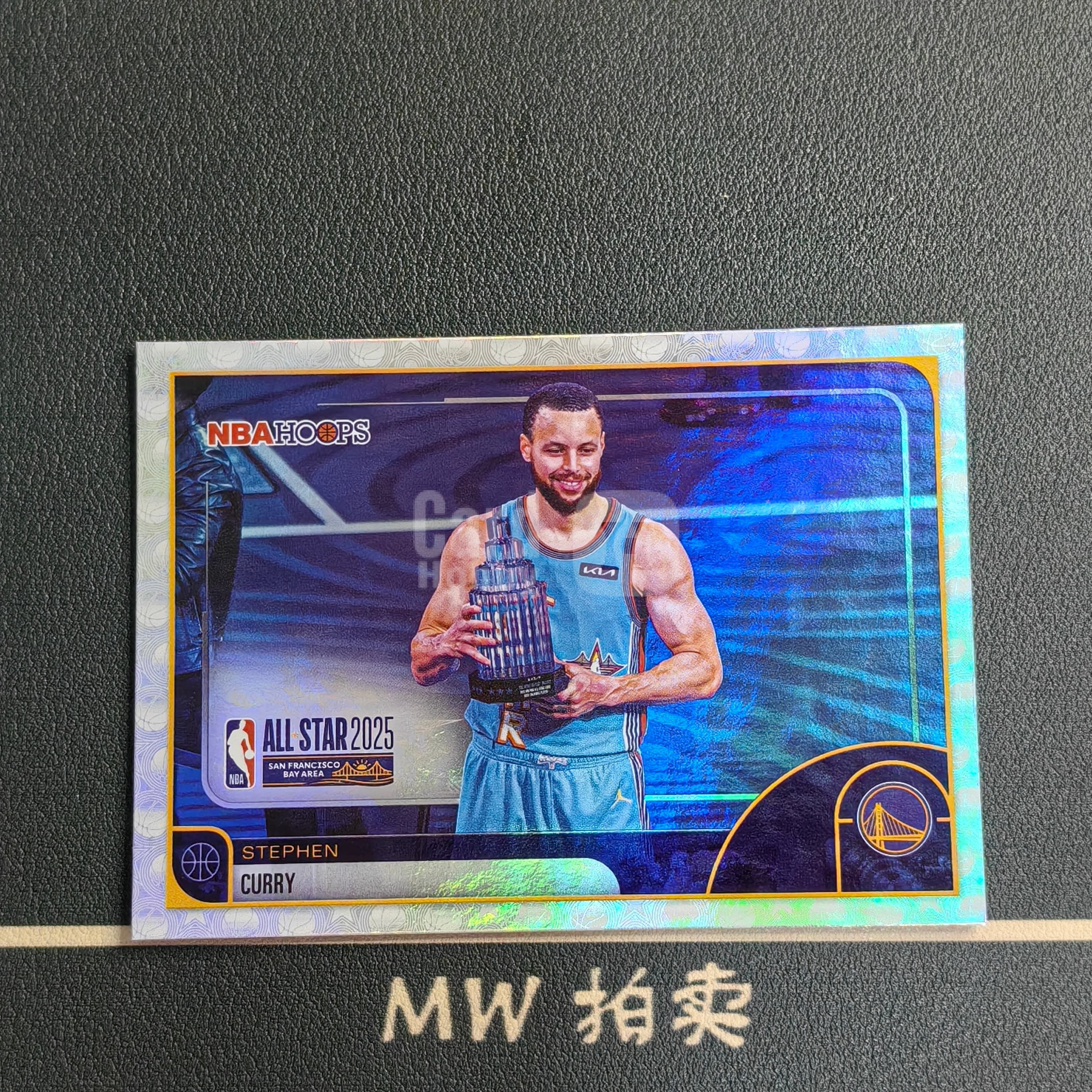 【MW拍卖】 斯蒂芬 库里 2025-26 Topps HOOPS 银折 NBA STEPHEN CURRY 勇士 全明星Base 1 -ZHOU
