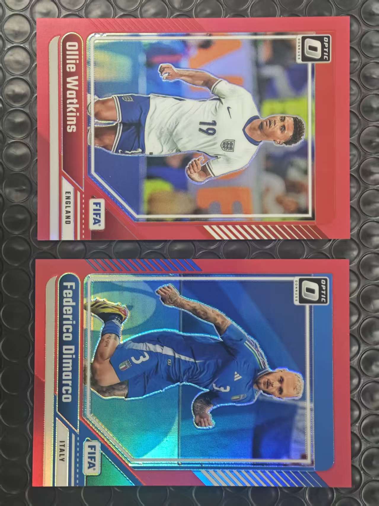 2024-25 Panini Donruss Ollie Watkins 杜蕾斯 英格兰 瓦特金斯 意大利 迪马尔科 O版 /299编 红折 折射 2张打包LOT 如图【原地起飞卡社】MVP11.6
