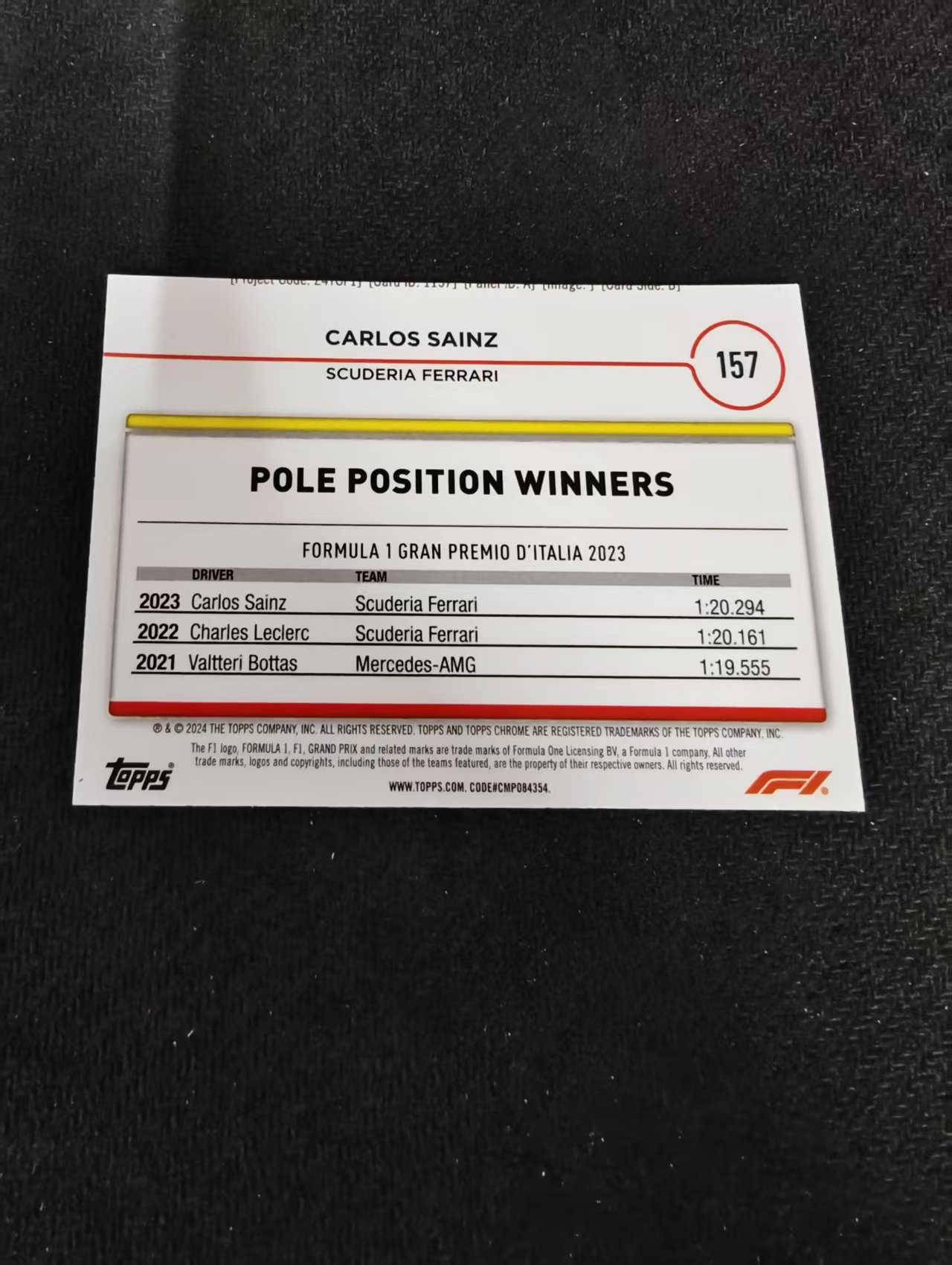 2024 Topps Chrome Carlos Sainz 卡洛斯 赛恩斯 法拉利车队 F1 划痕 边角瑕疵 #157